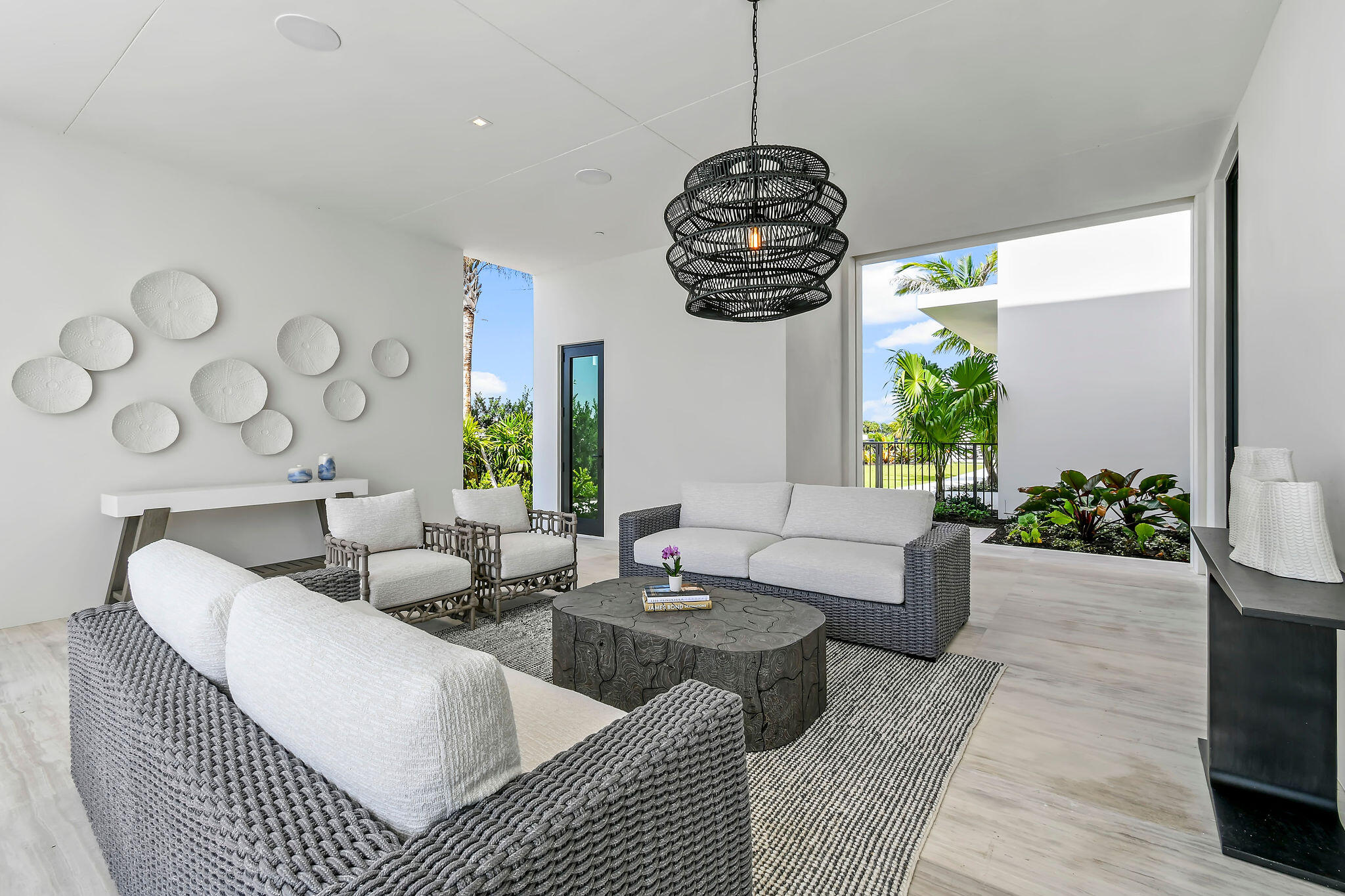 PANTHER NATIONAL - Residential