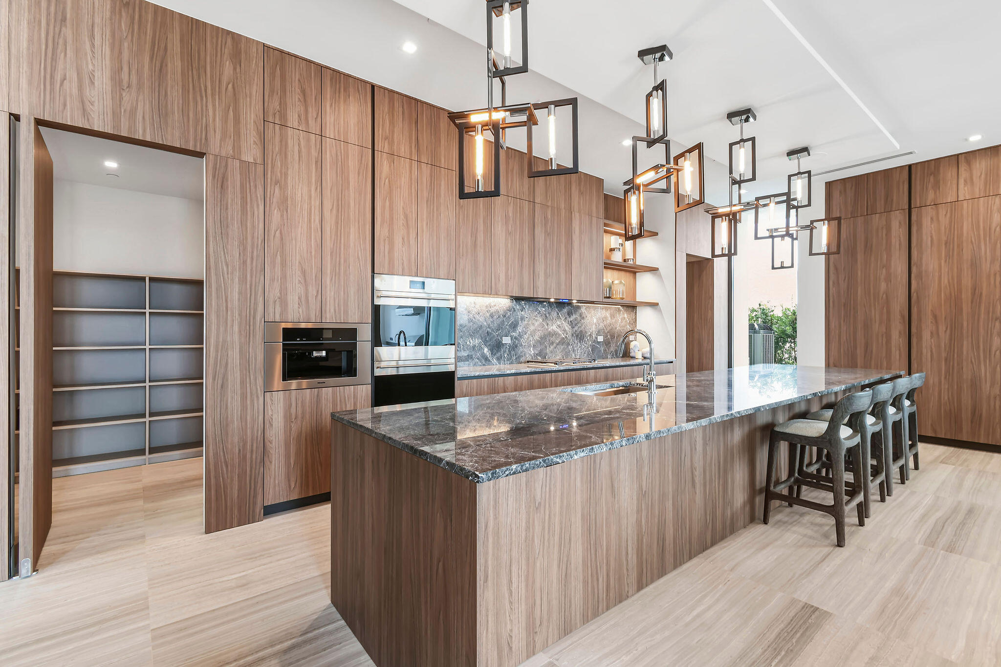 PANTHER NATIONAL - Residential