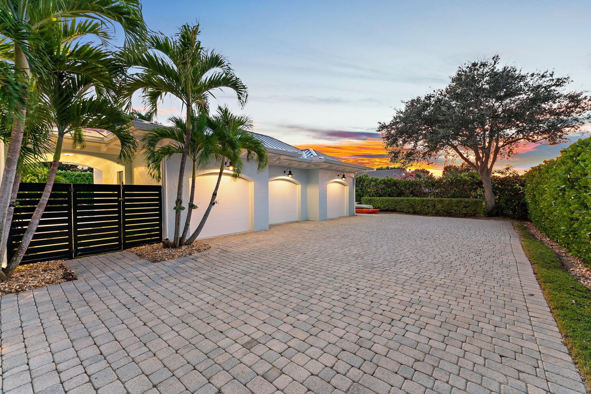 INDIAN HILLS - Residential