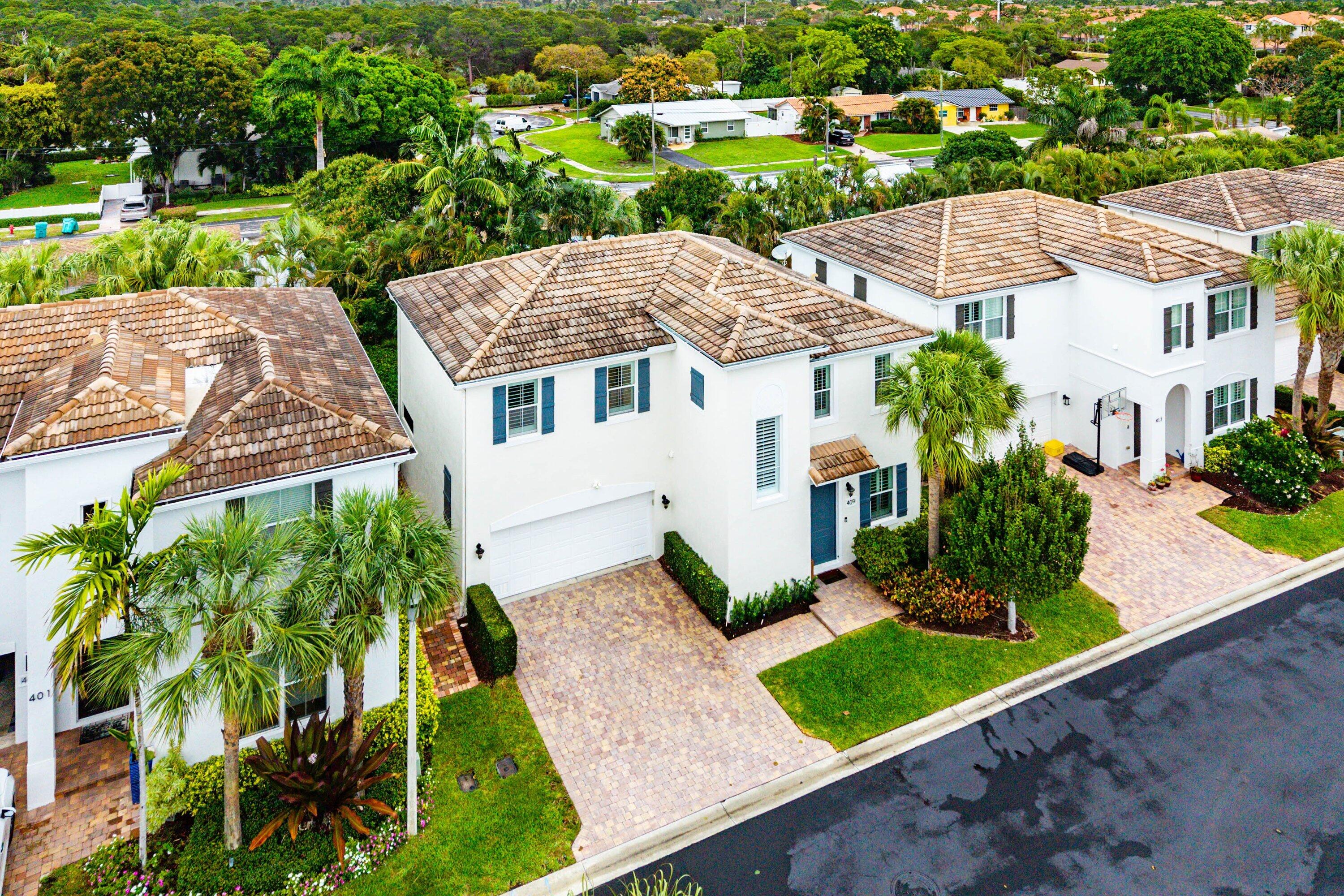 ESTATES AT HERITAGE CLUB - Residential
