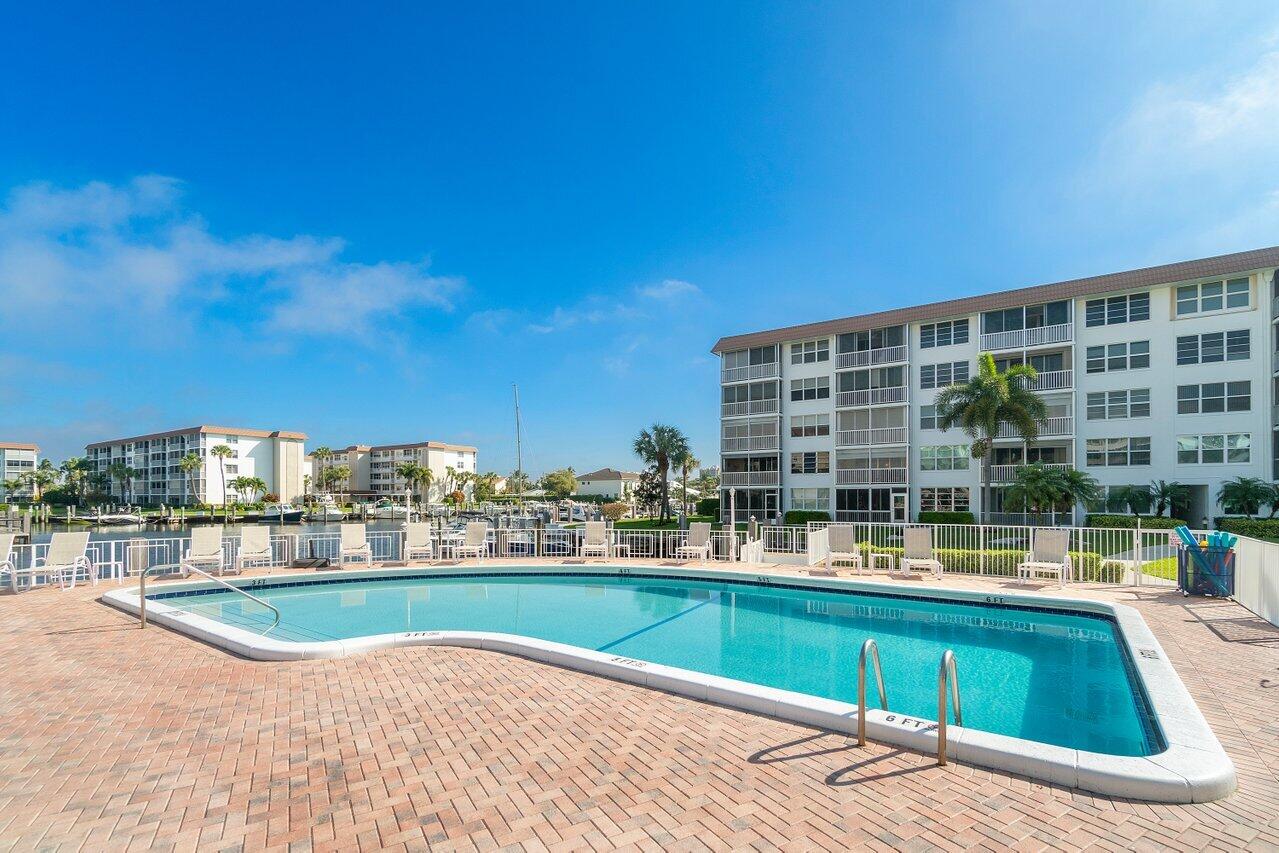 TROPIC BAY CONDO - Residential