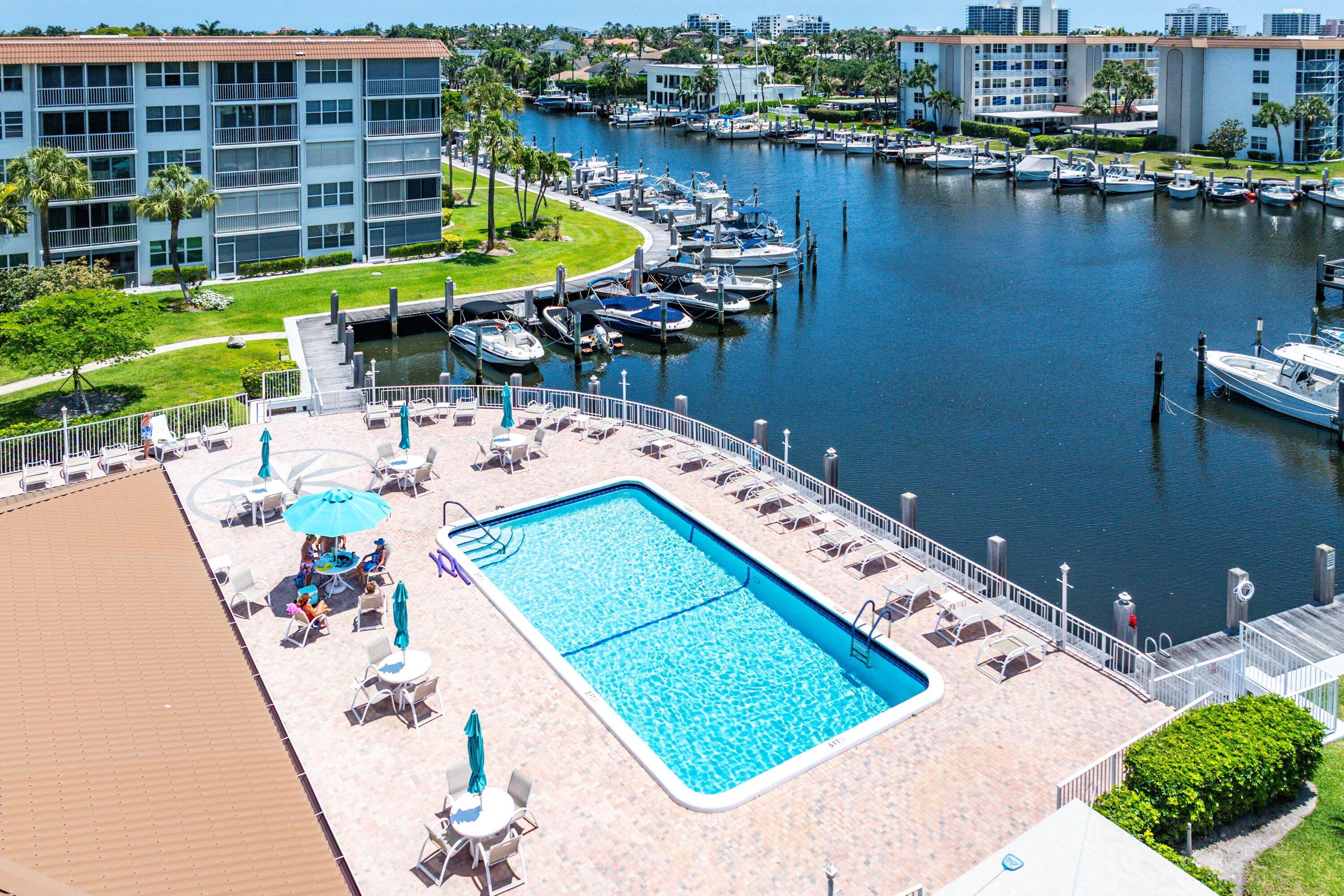 TROPIC BAY CONDO - Residential