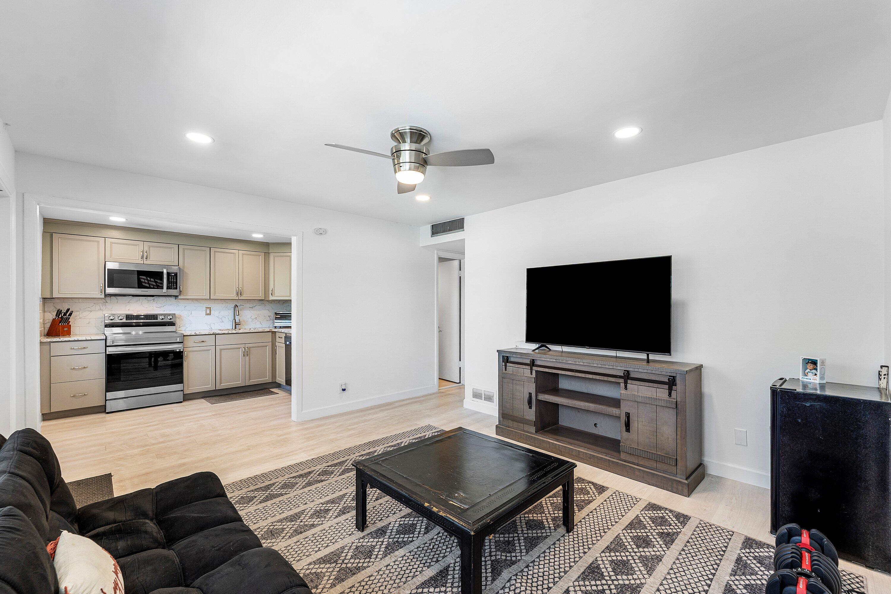 BOCA HILLS CONDO - Residential