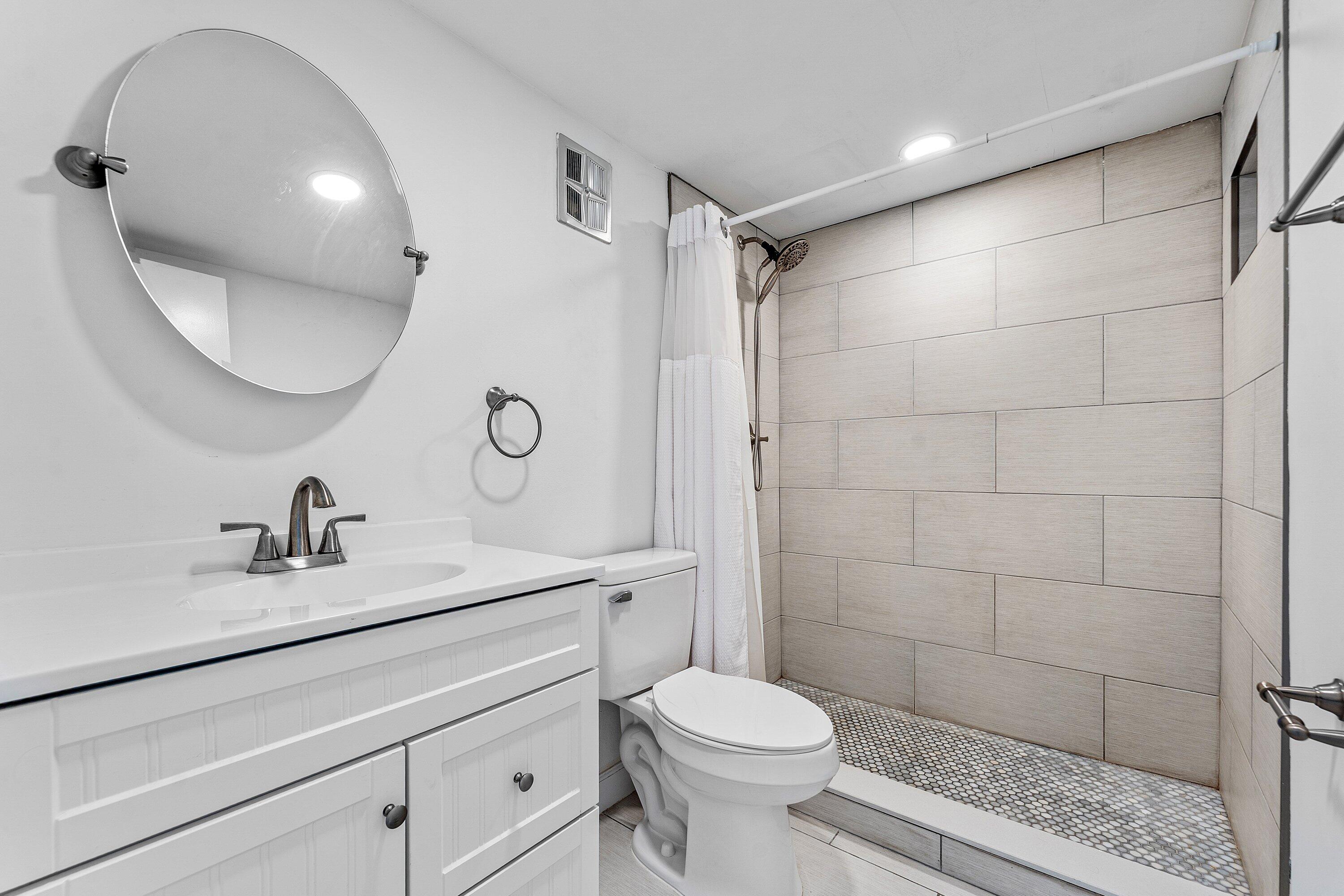 BOCA HILLS CONDO - Residential