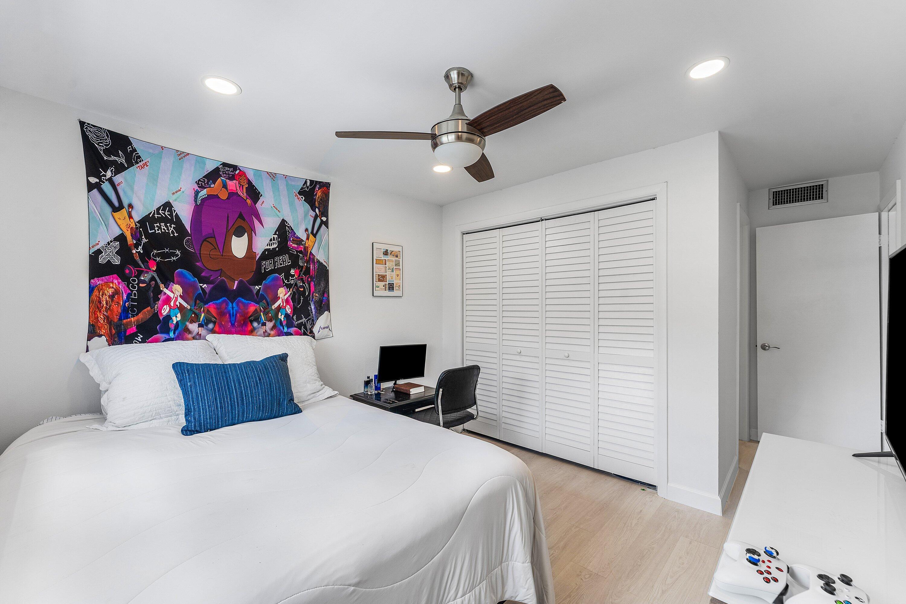 BOCA HILLS CONDO - Residential