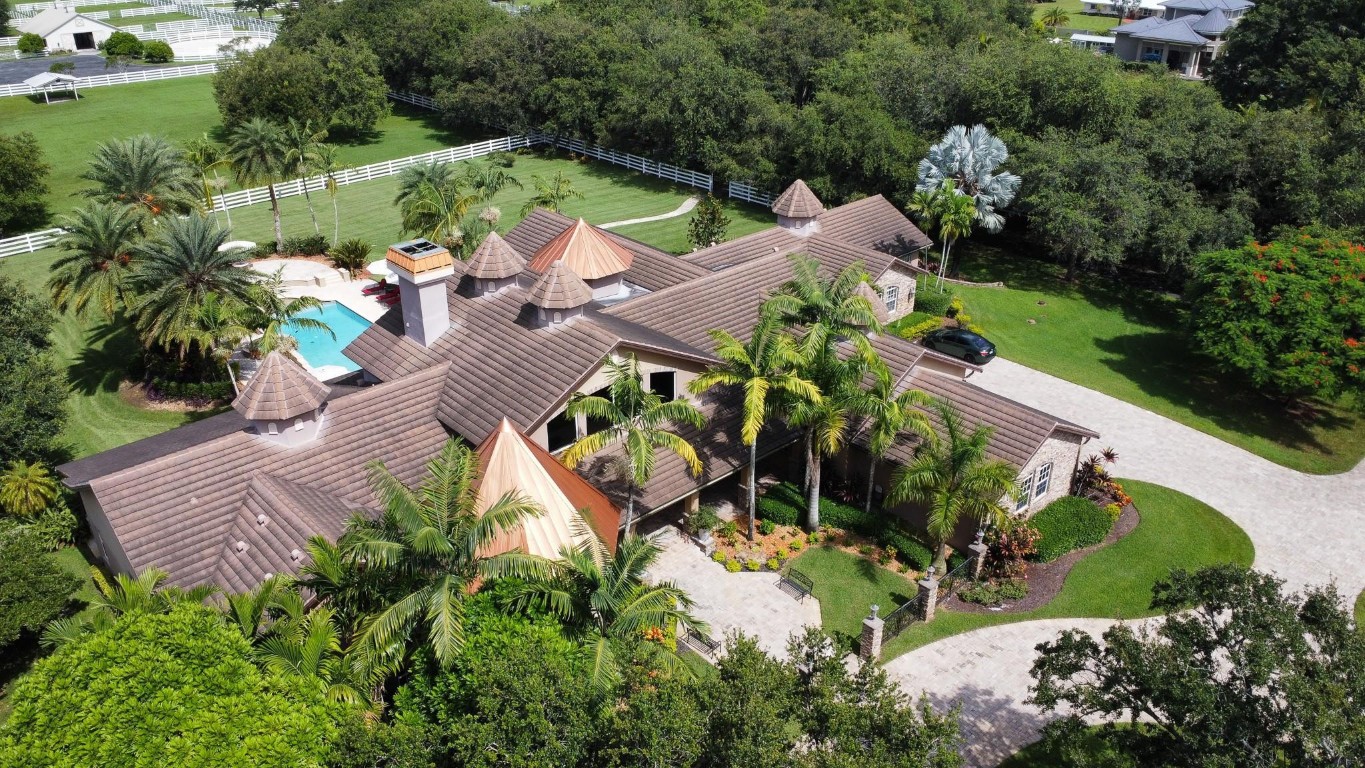 SUNSHINE RANCHES - Residential
