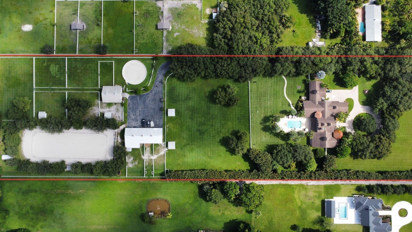 SUNSHINE RANCHES - Residential