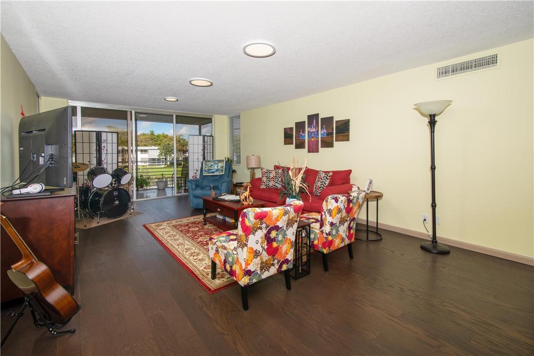 Palm Aire - Residential