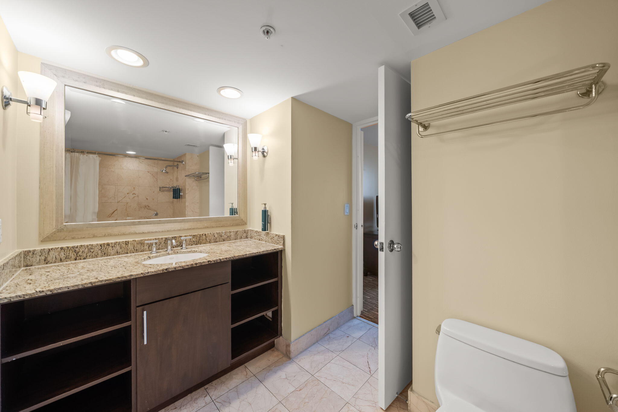 GALLERY ONE CONDO - Residential