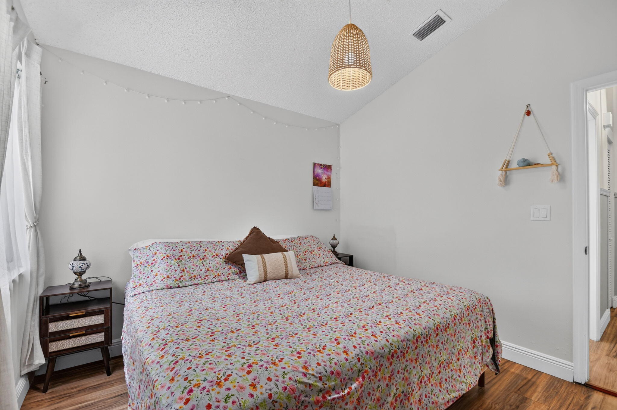 HARBOUR POINTE AT RIVER BRIDGE CONDO - Residential