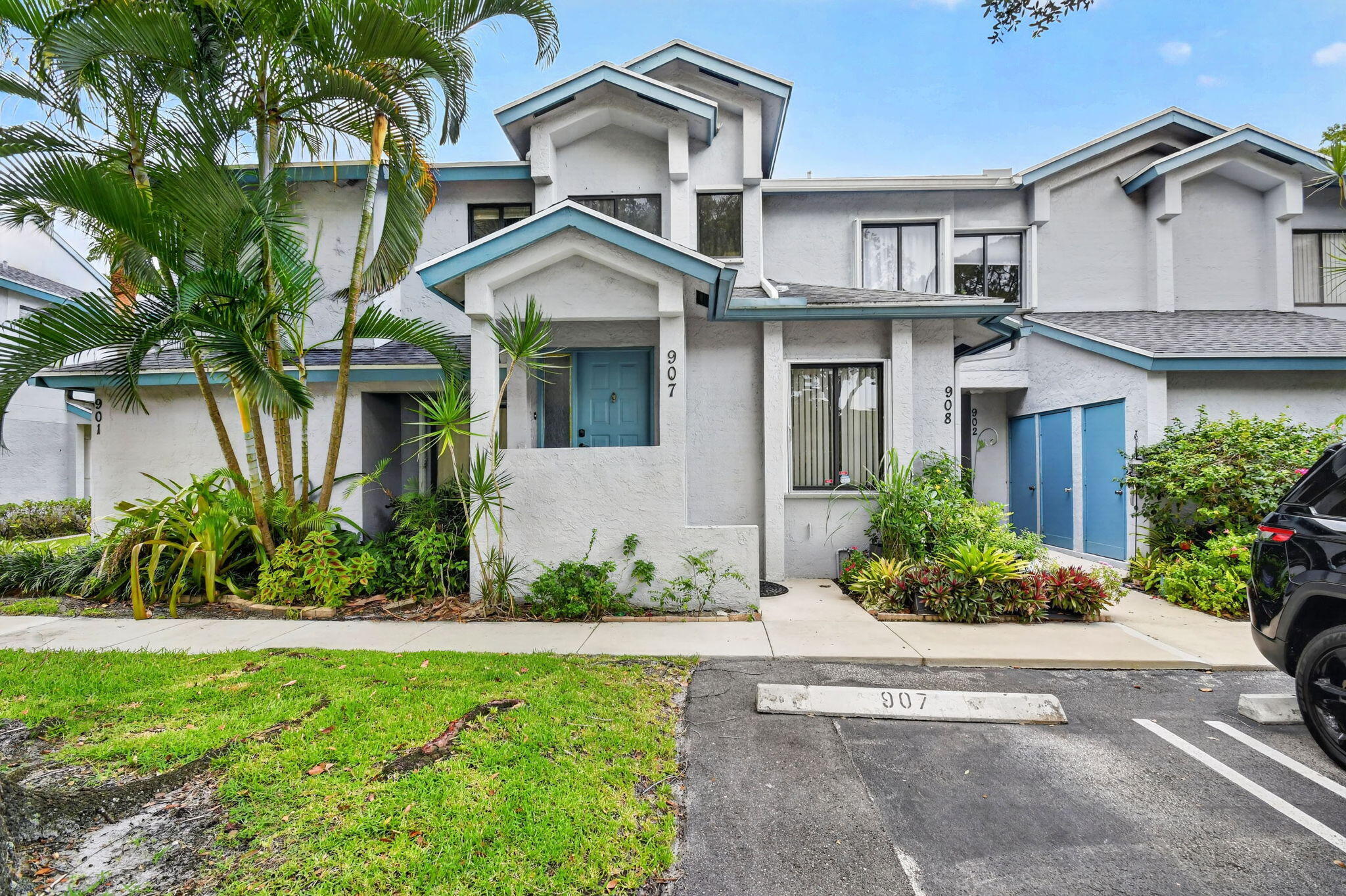 HARBOUR POINTE AT RIVER BRIDGE CONDO - Residential