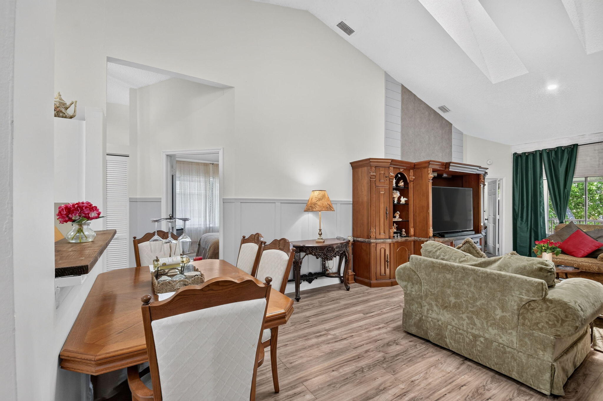 HARBOUR POINTE AT RIVER BRIDGE CONDO - Residential