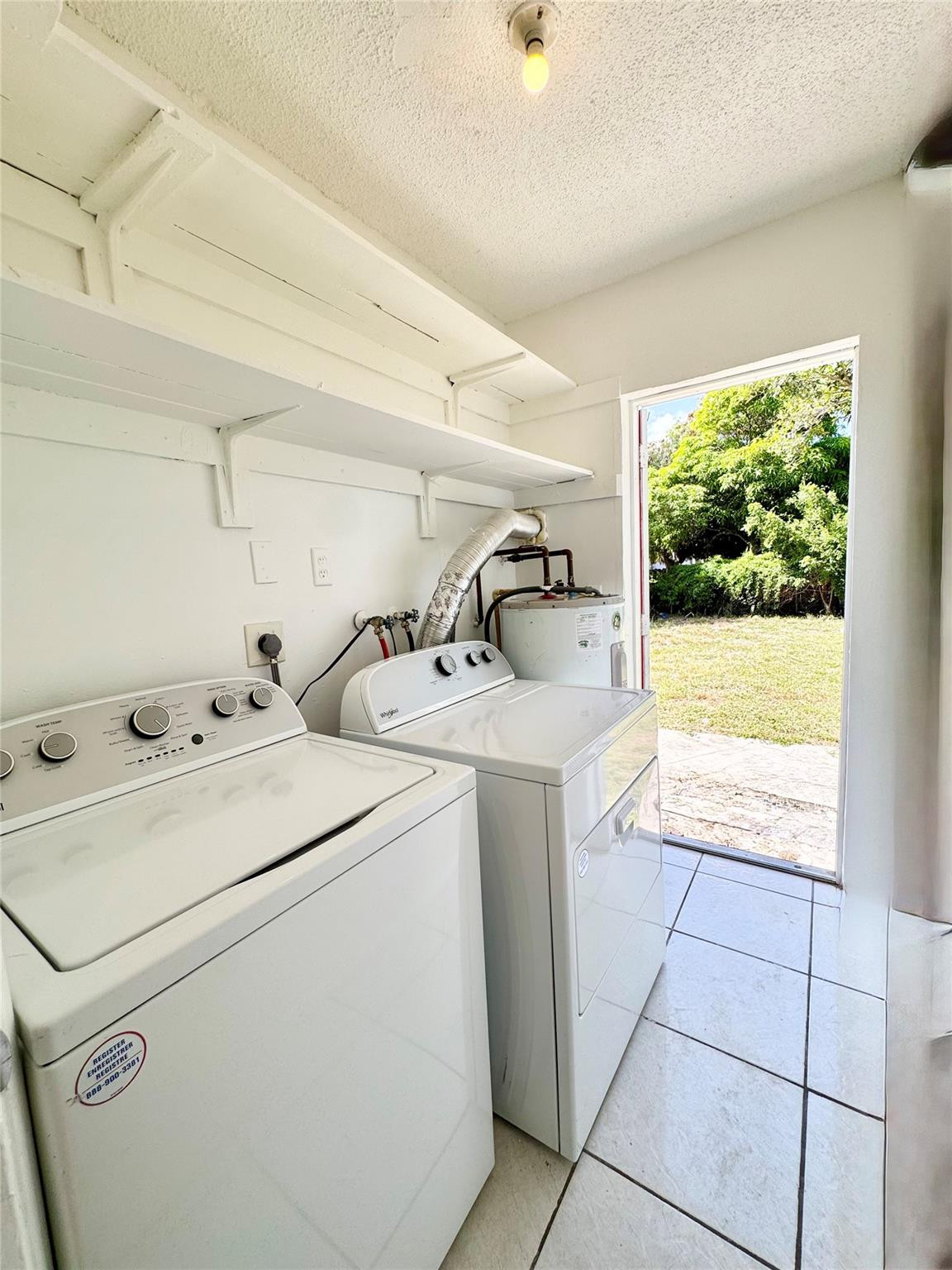 INLET GROVE - Residential Lease