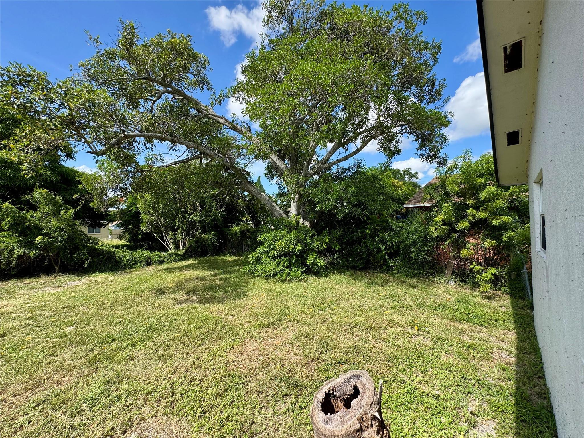 INLET GROVE - Residential Lease