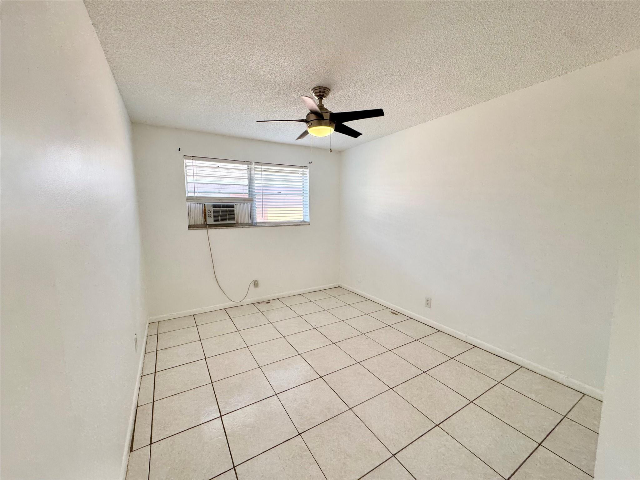 INLET GROVE - Residential Lease