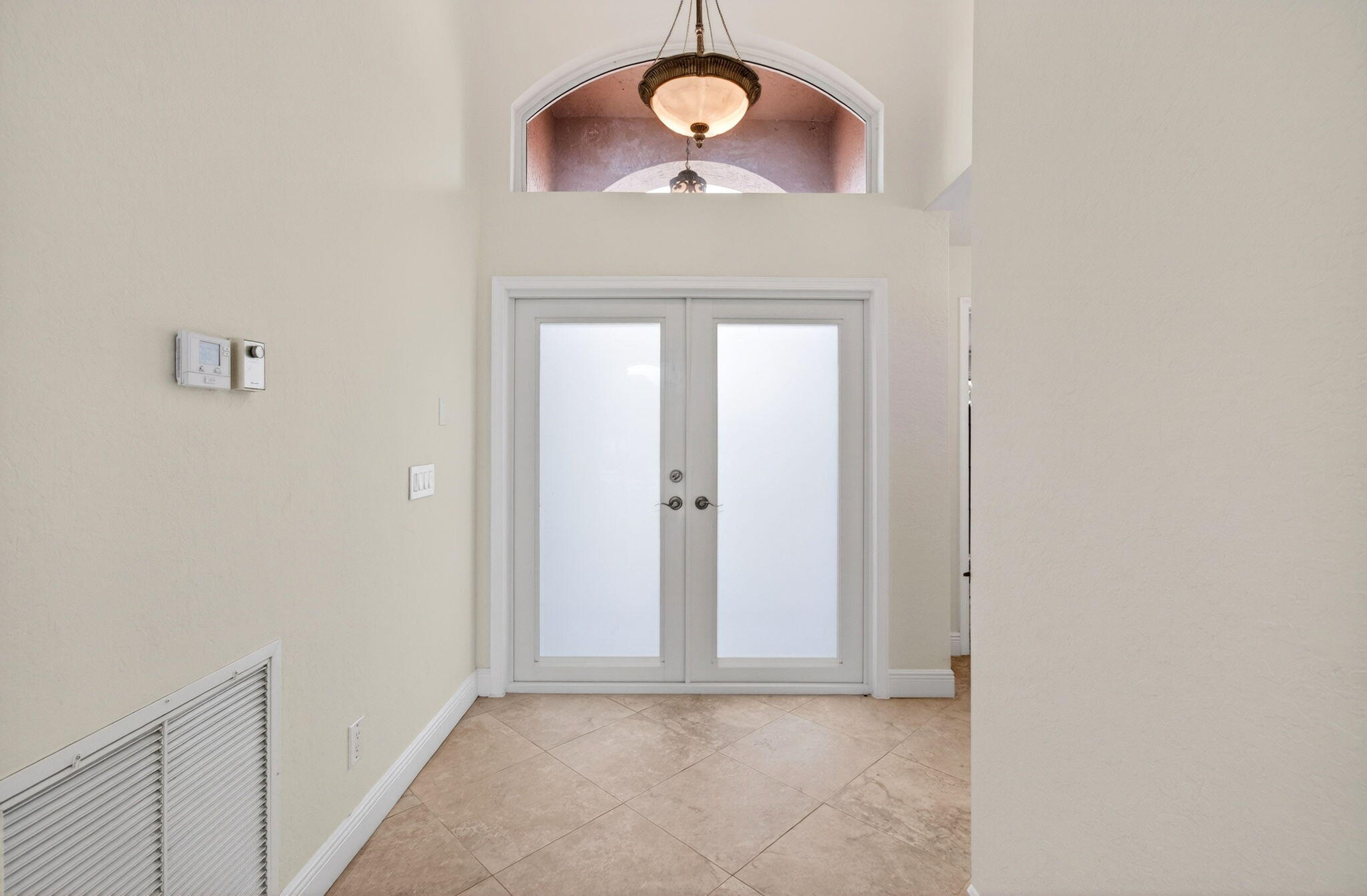 SYMPHONY BAY - Residential
