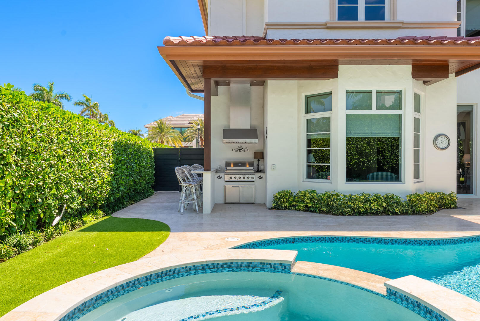 ROYAL PALM YACHT & COUNTRY CLUB - Residential