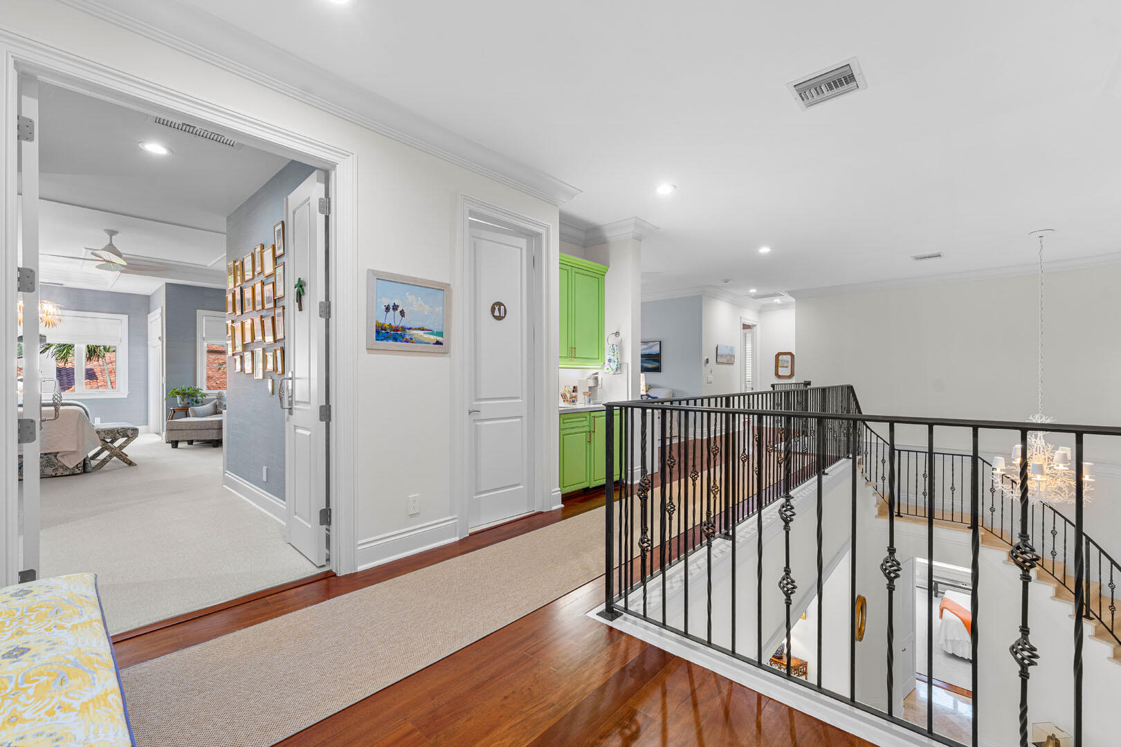 ROYAL PALM YACHT & COUNTRY CLUB - Residential