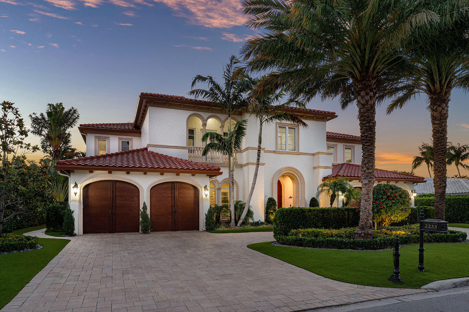 ROYAL PALM YACHT & COUNTRY CLUB - Residential