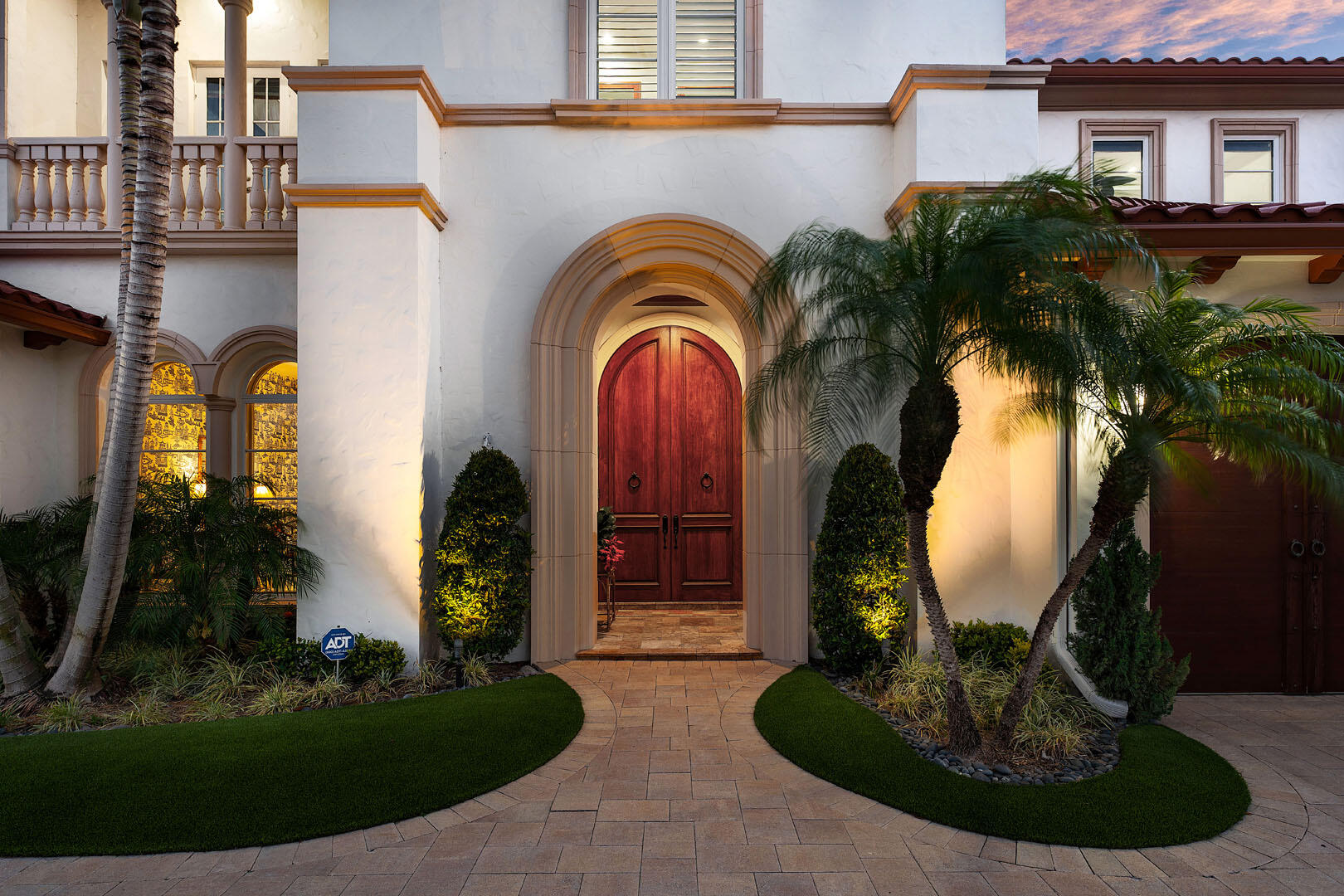 ROYAL PALM YACHT & COUNTRY CLUB - Residential