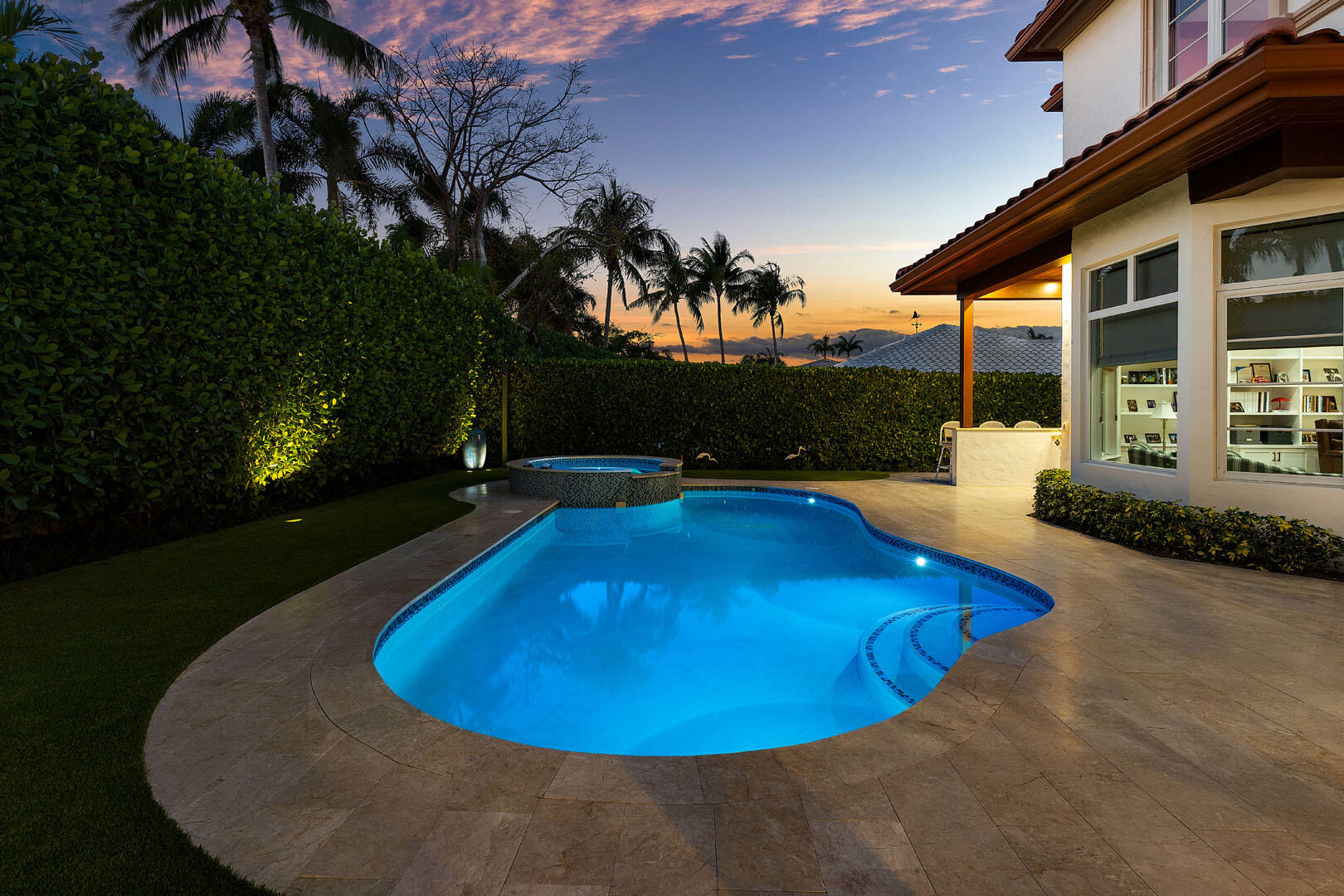 ROYAL PALM YACHT & COUNTRY CLUB - Residential