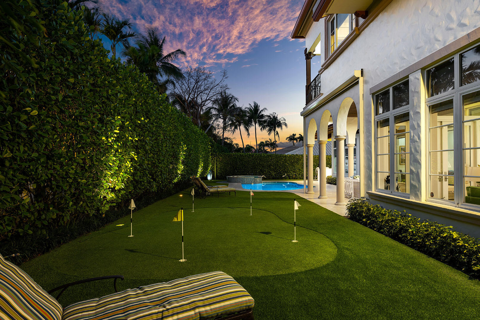 ROYAL PALM YACHT & COUNTRY CLUB - Residential