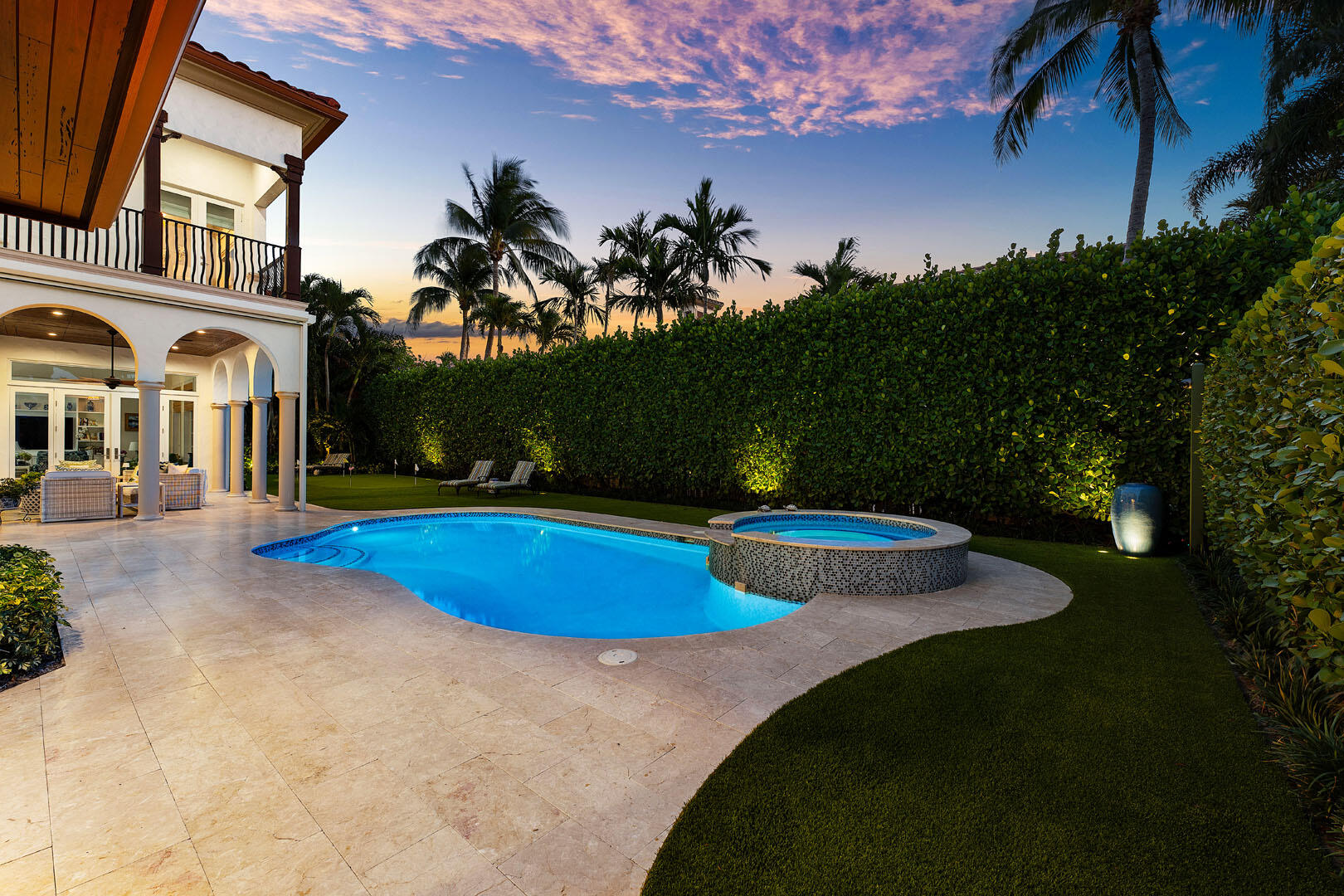 ROYAL PALM YACHT & COUNTRY CLUB - Residential