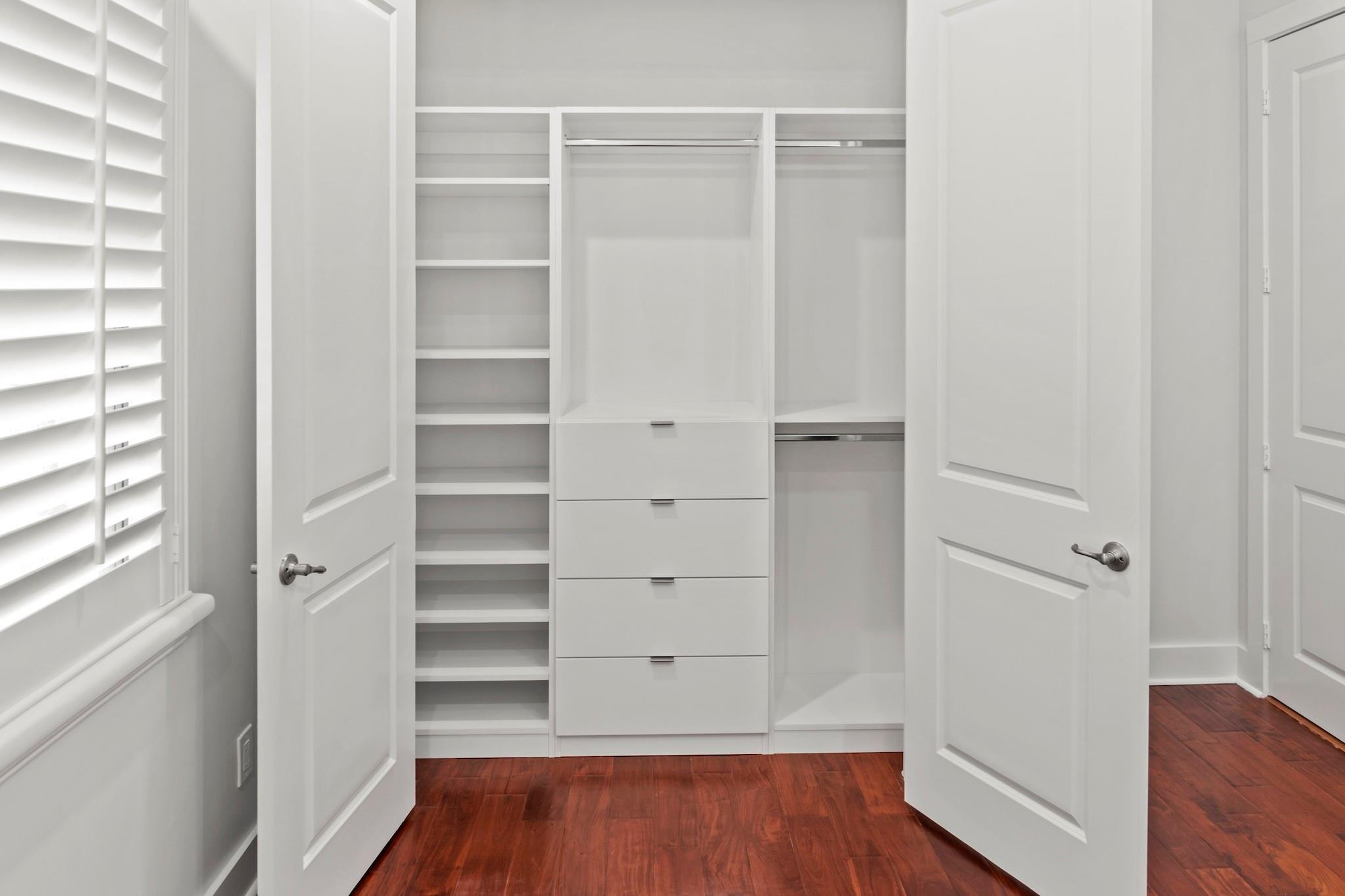 BRUSCHI PROPERTY - Residential