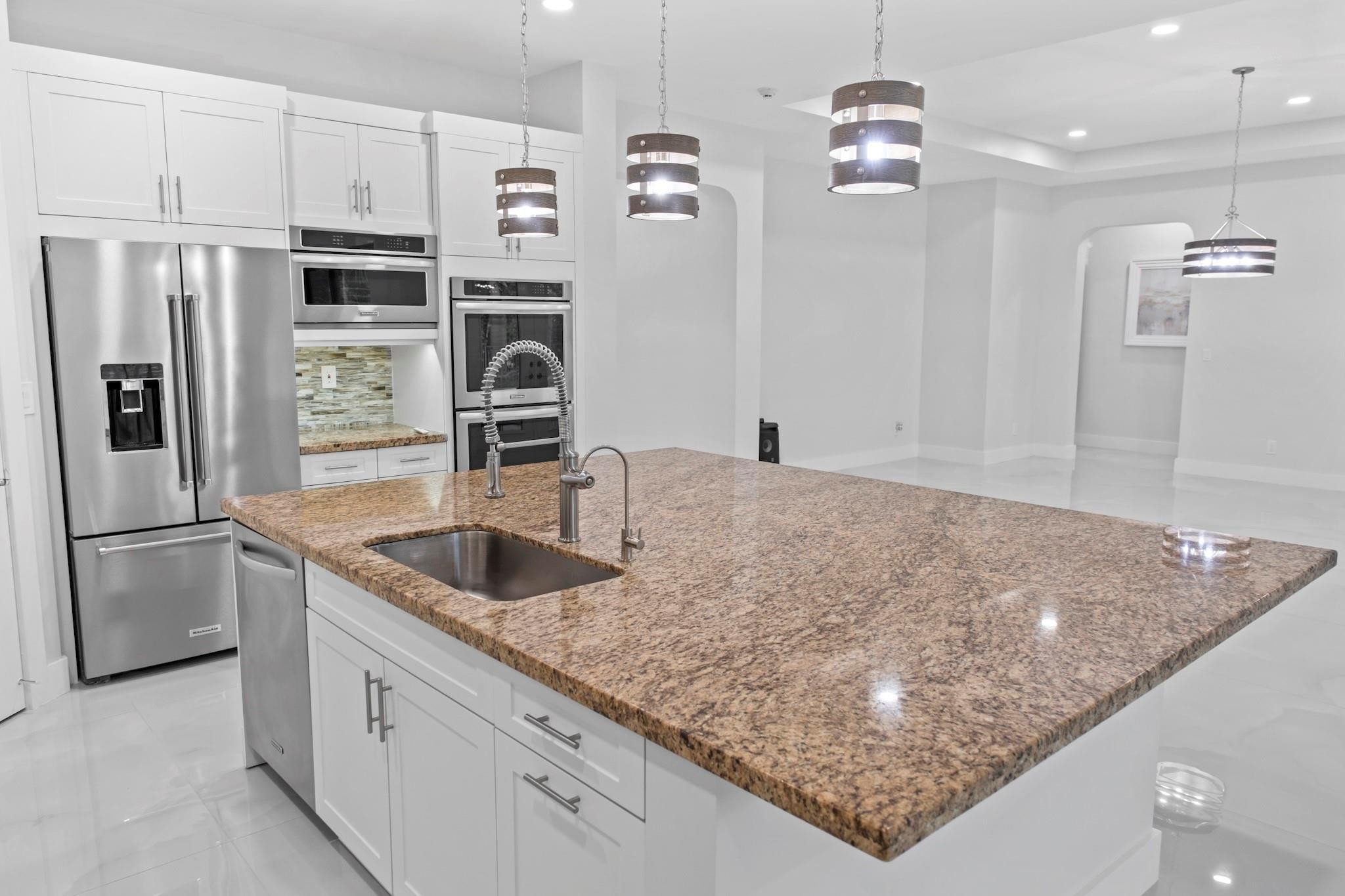 BRUSCHI PROPERTY - Residential