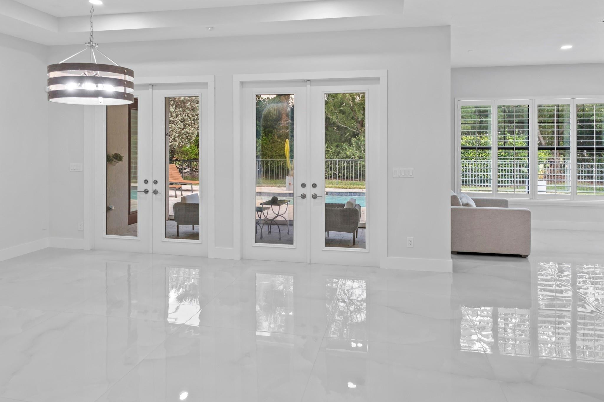 BRUSCHI PROPERTY - Residential
