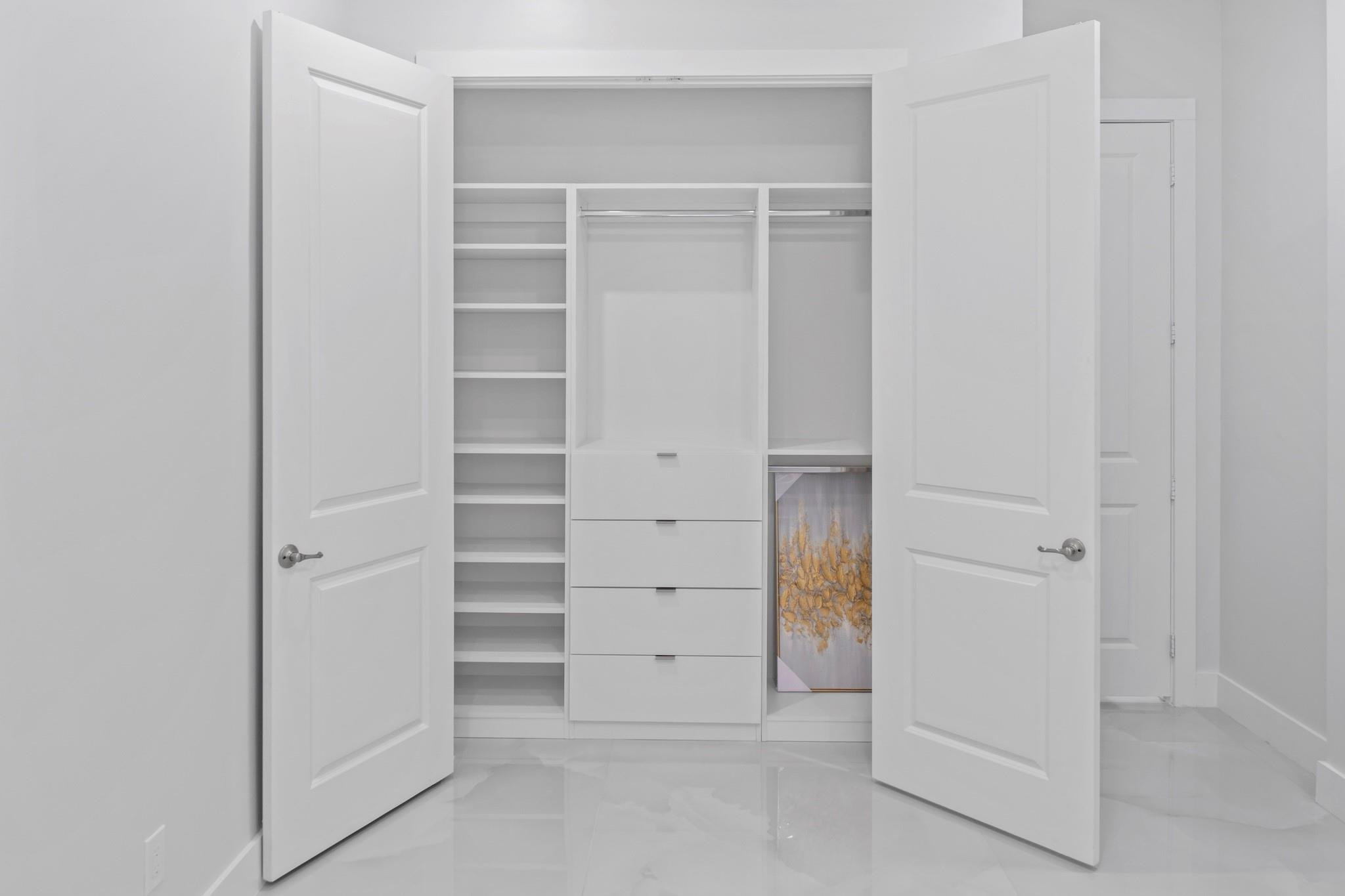 BRUSCHI PROPERTY - Residential