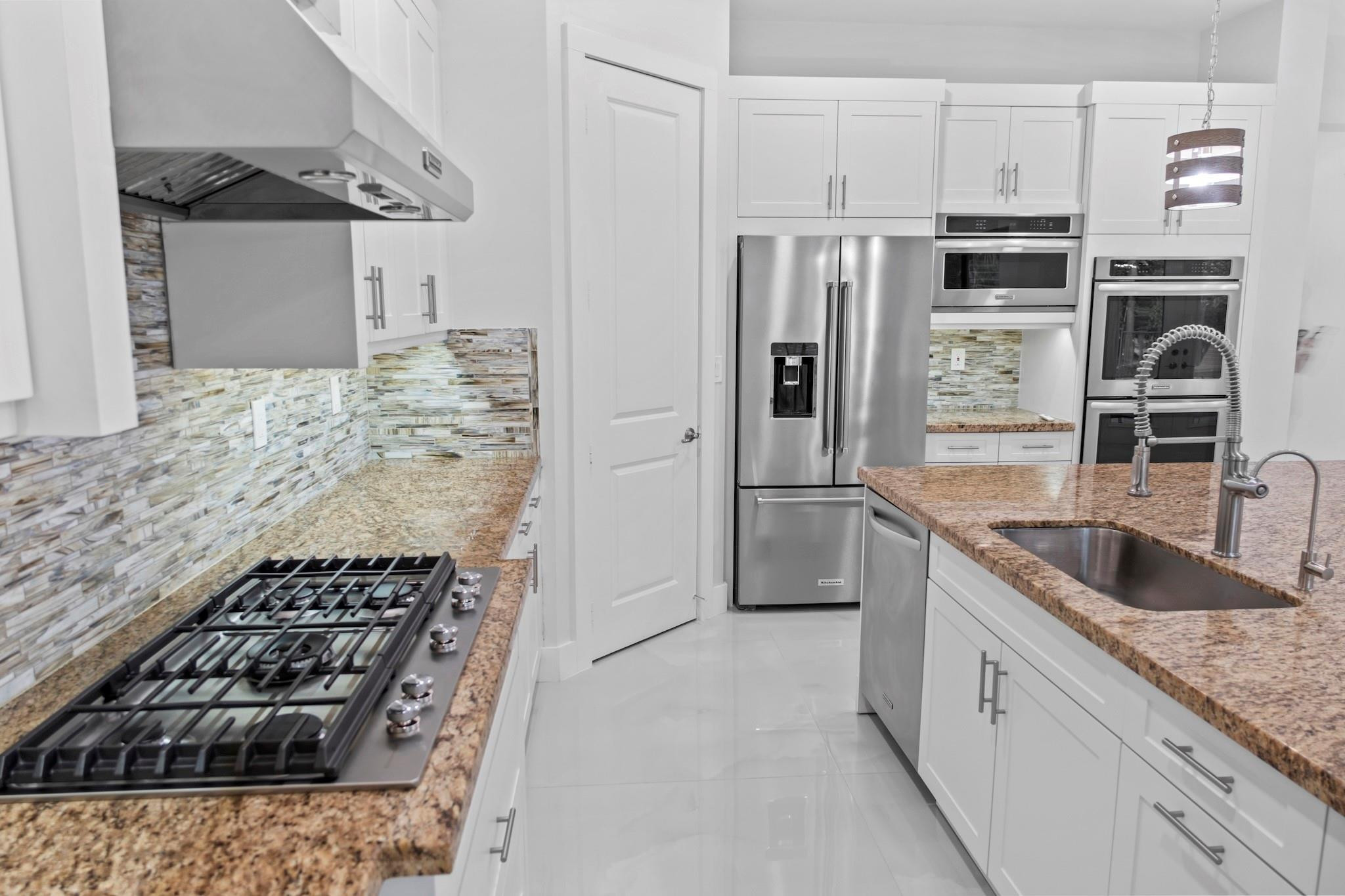 BRUSCHI PROPERTY - Residential