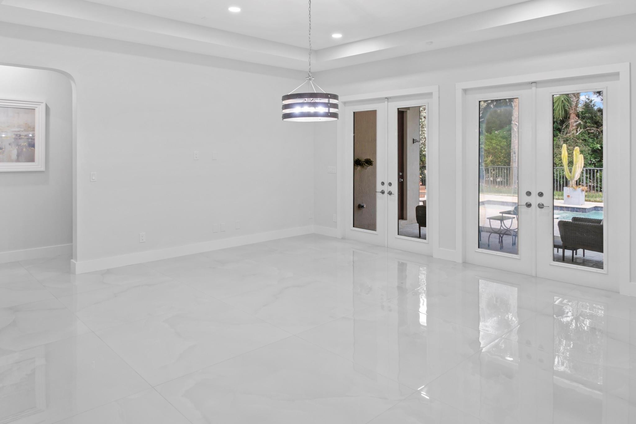 BRUSCHI PROPERTY - Residential