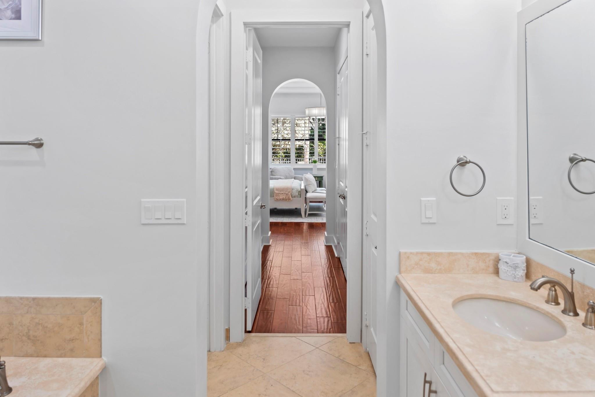 BRUSCHI PROPERTY - Residential