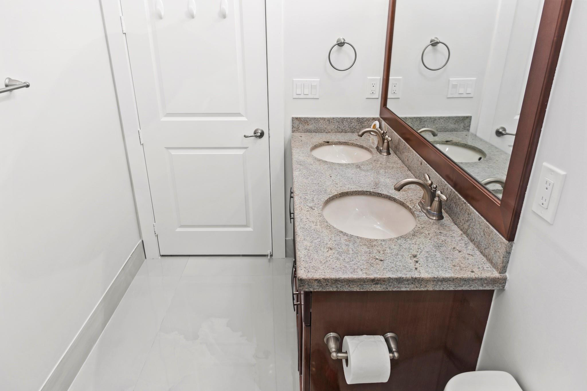 BRUSCHI PROPERTY - Residential