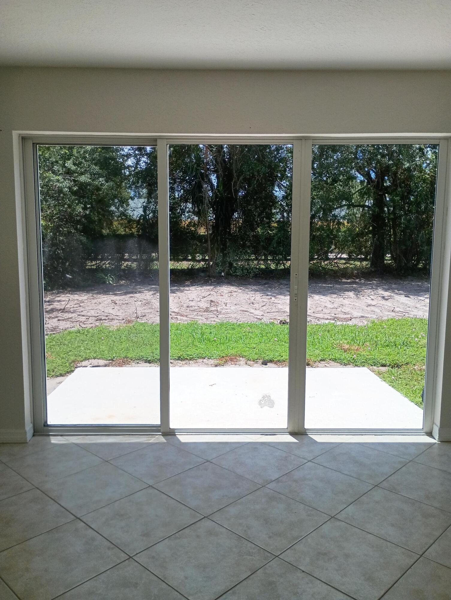 DIXIELAND SUBDIVISION - Residential Lease