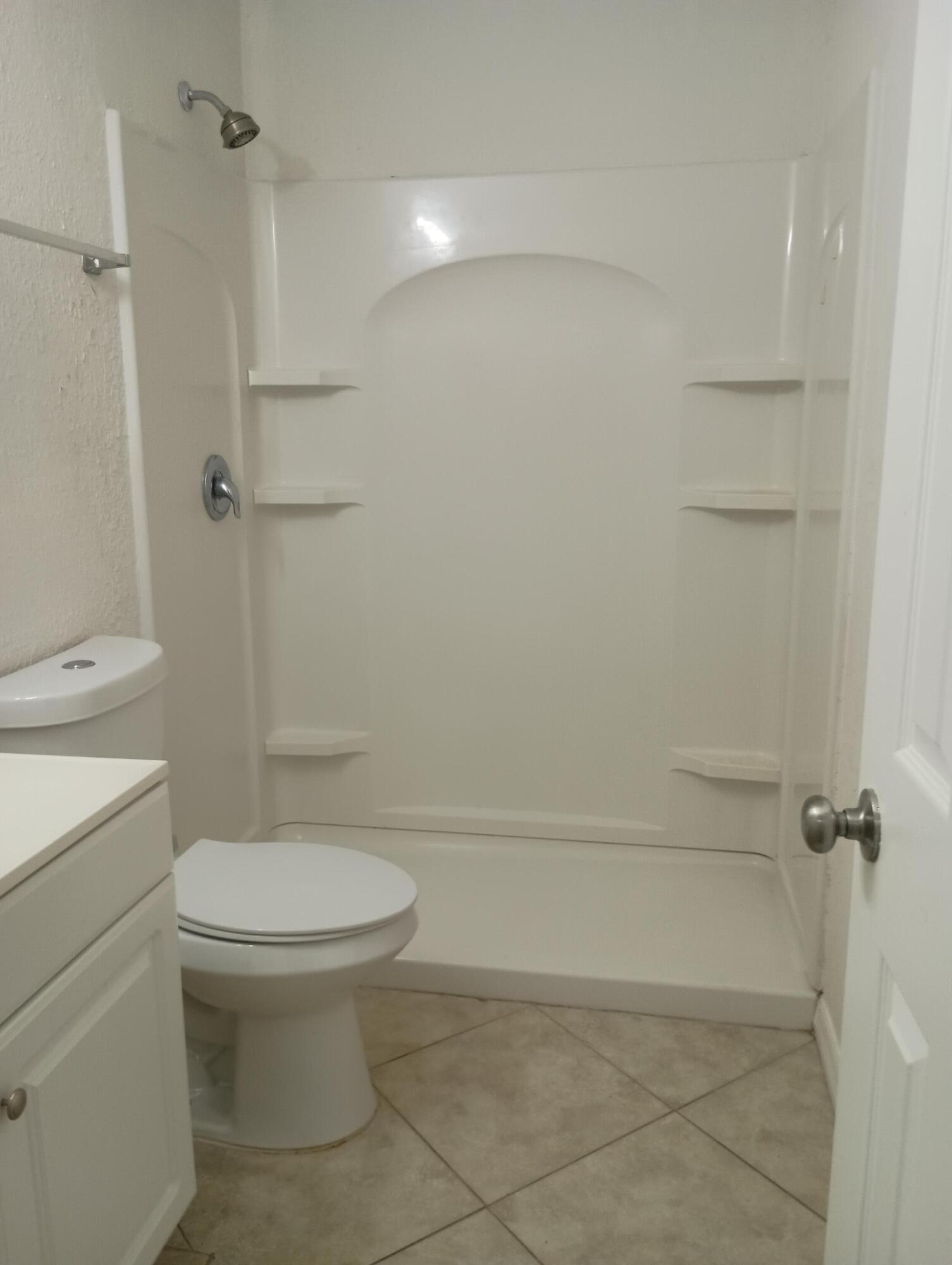 DIXIELAND SUBDIVISION - Residential Lease