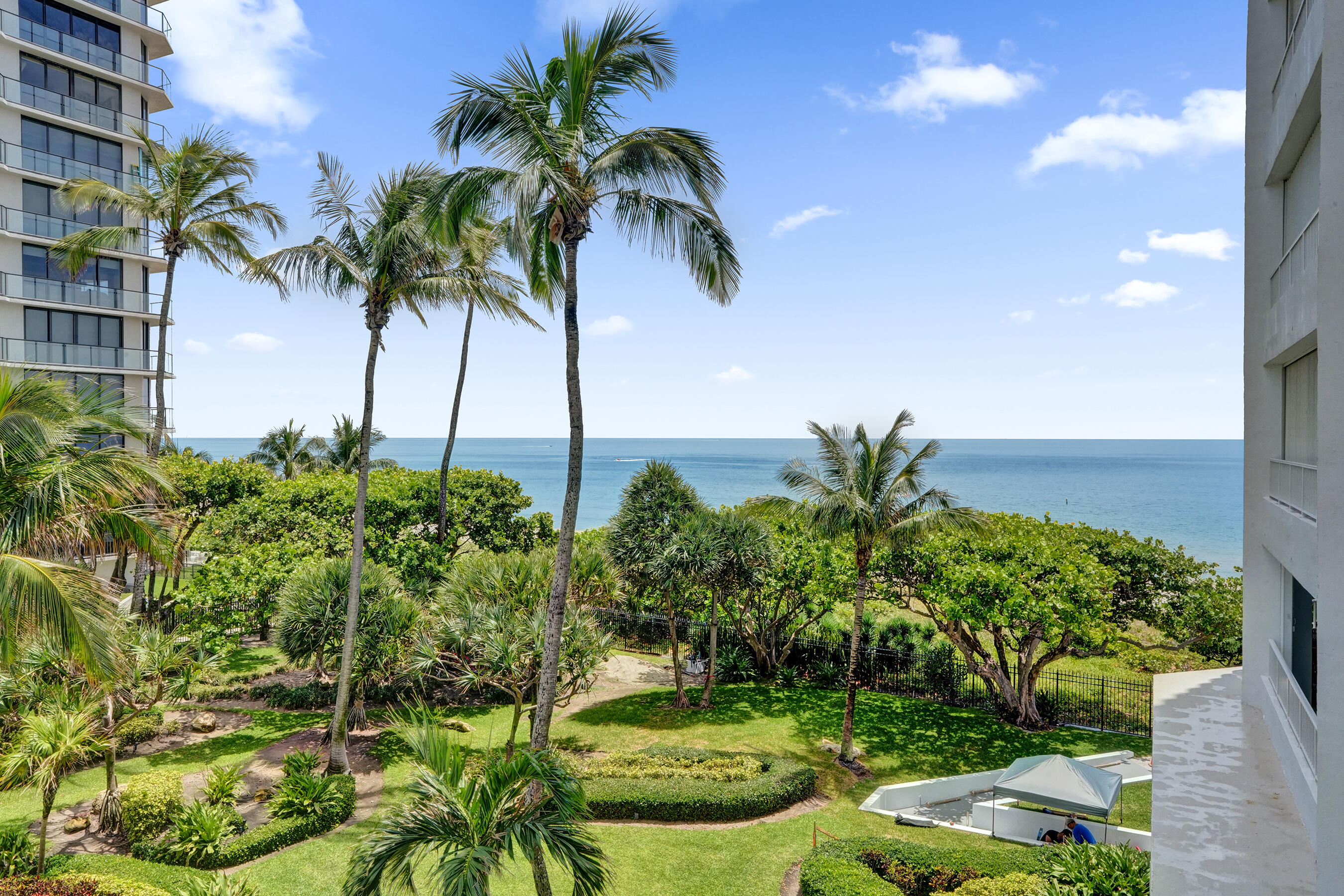 Claridge Condo - Residential