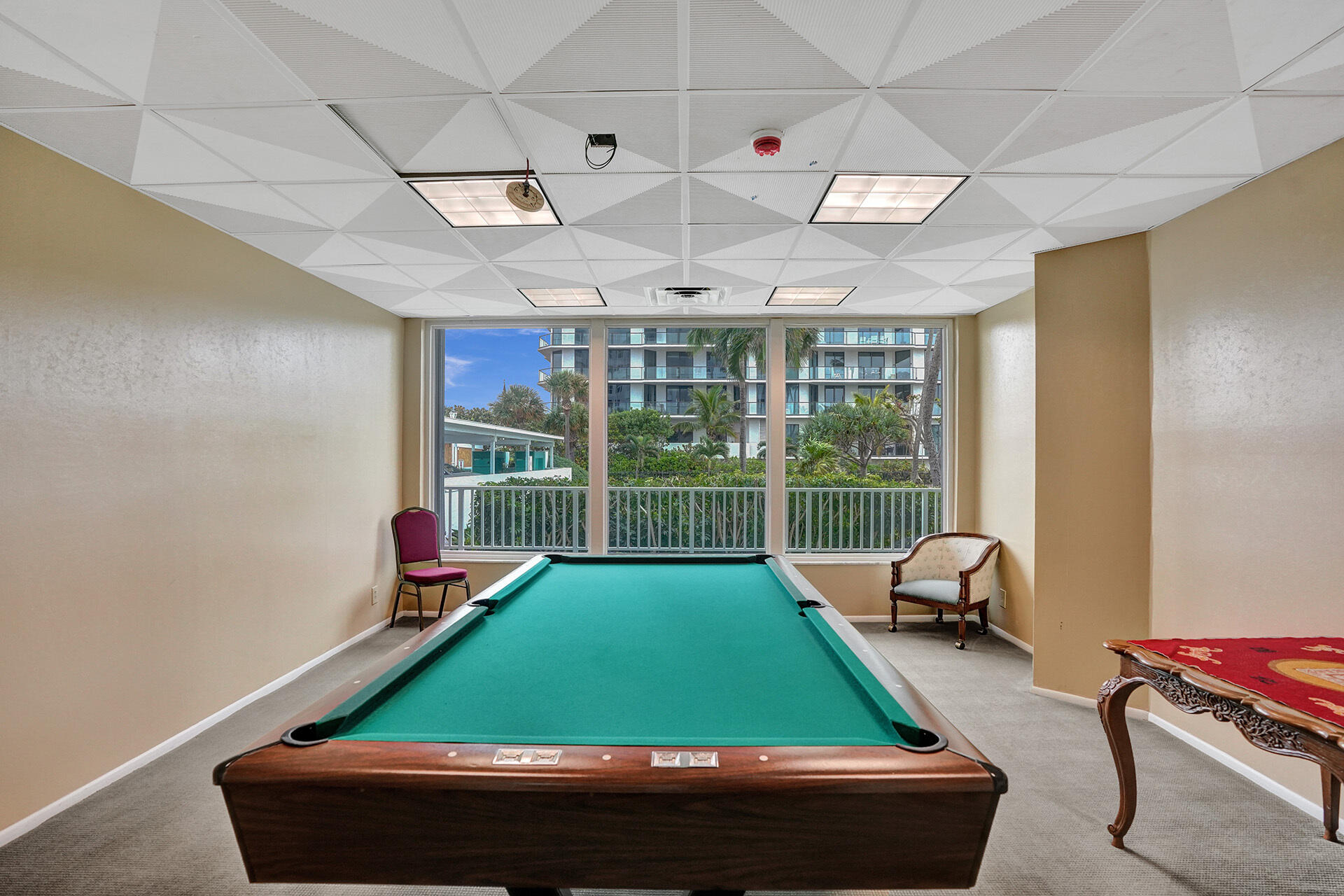 Claridge Condo - Residential