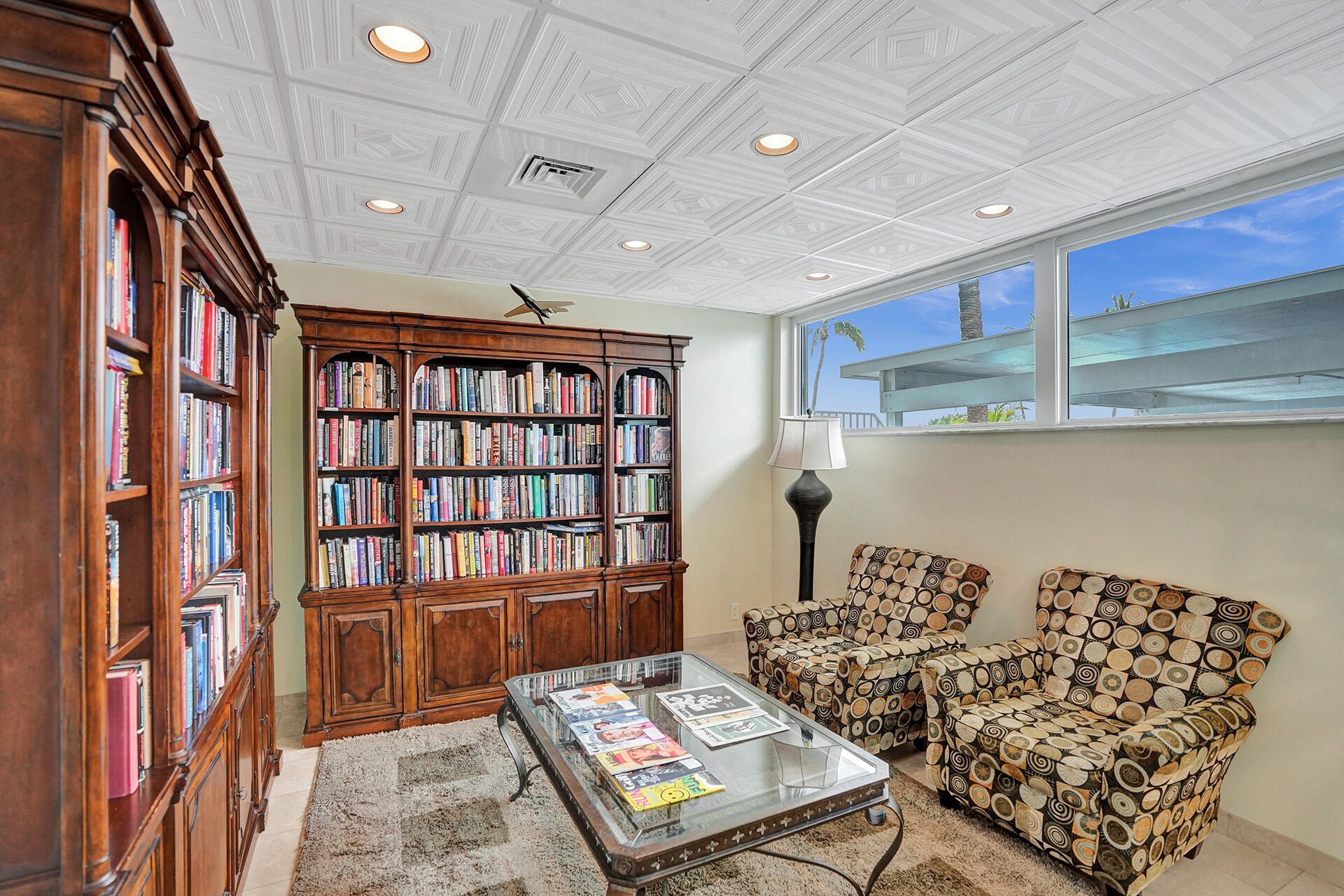 Claridge Condo - Residential