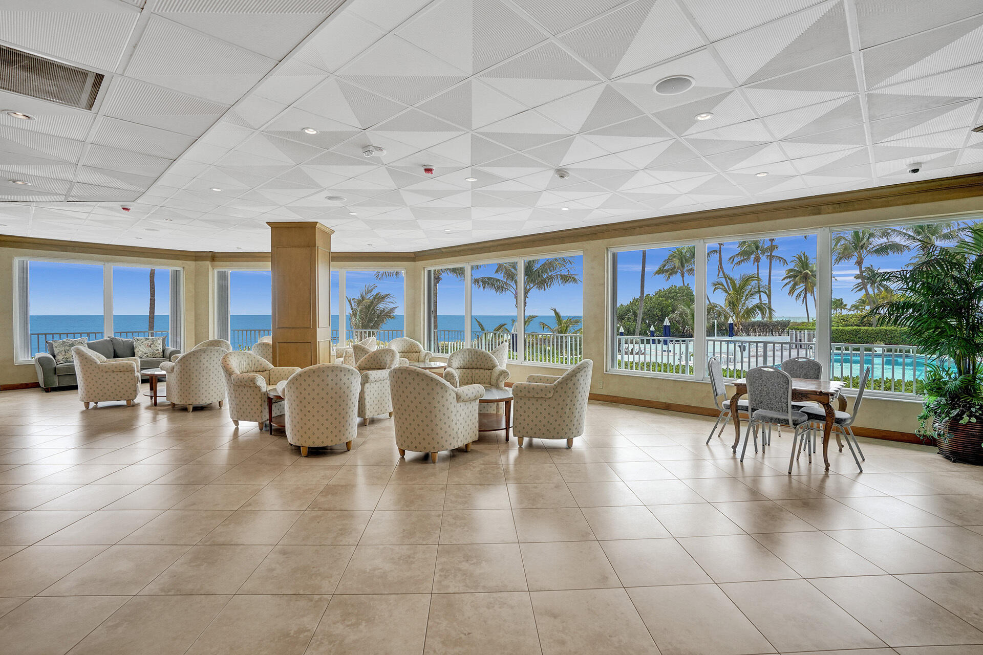 Claridge Condo - Residential