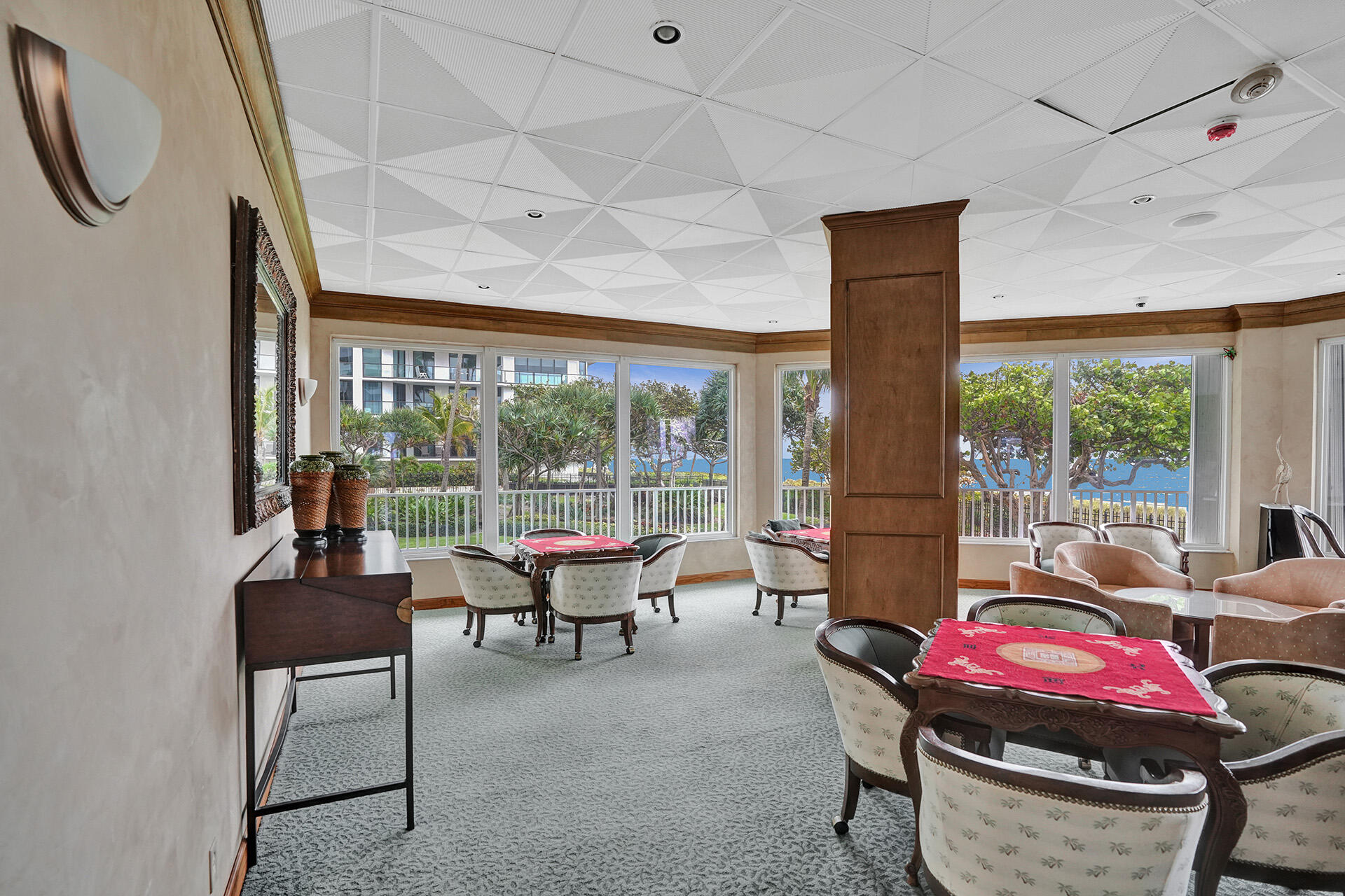 Claridge Condo - Residential