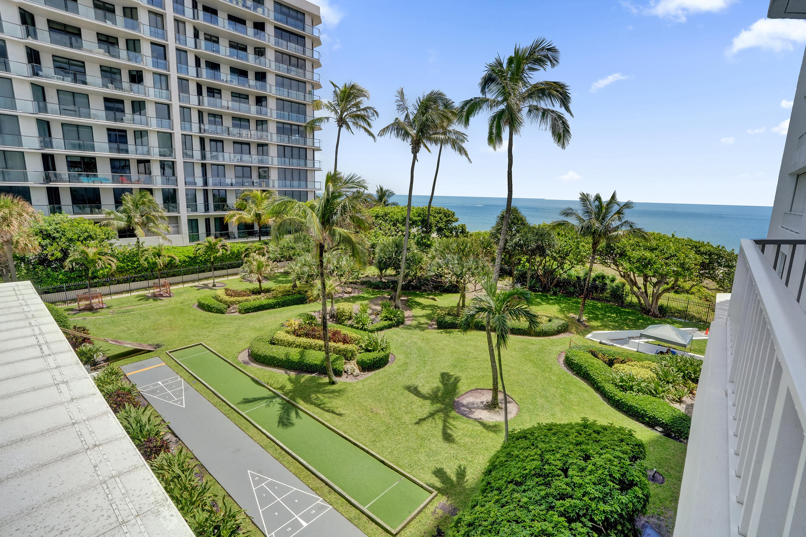 Claridge Condo - Residential