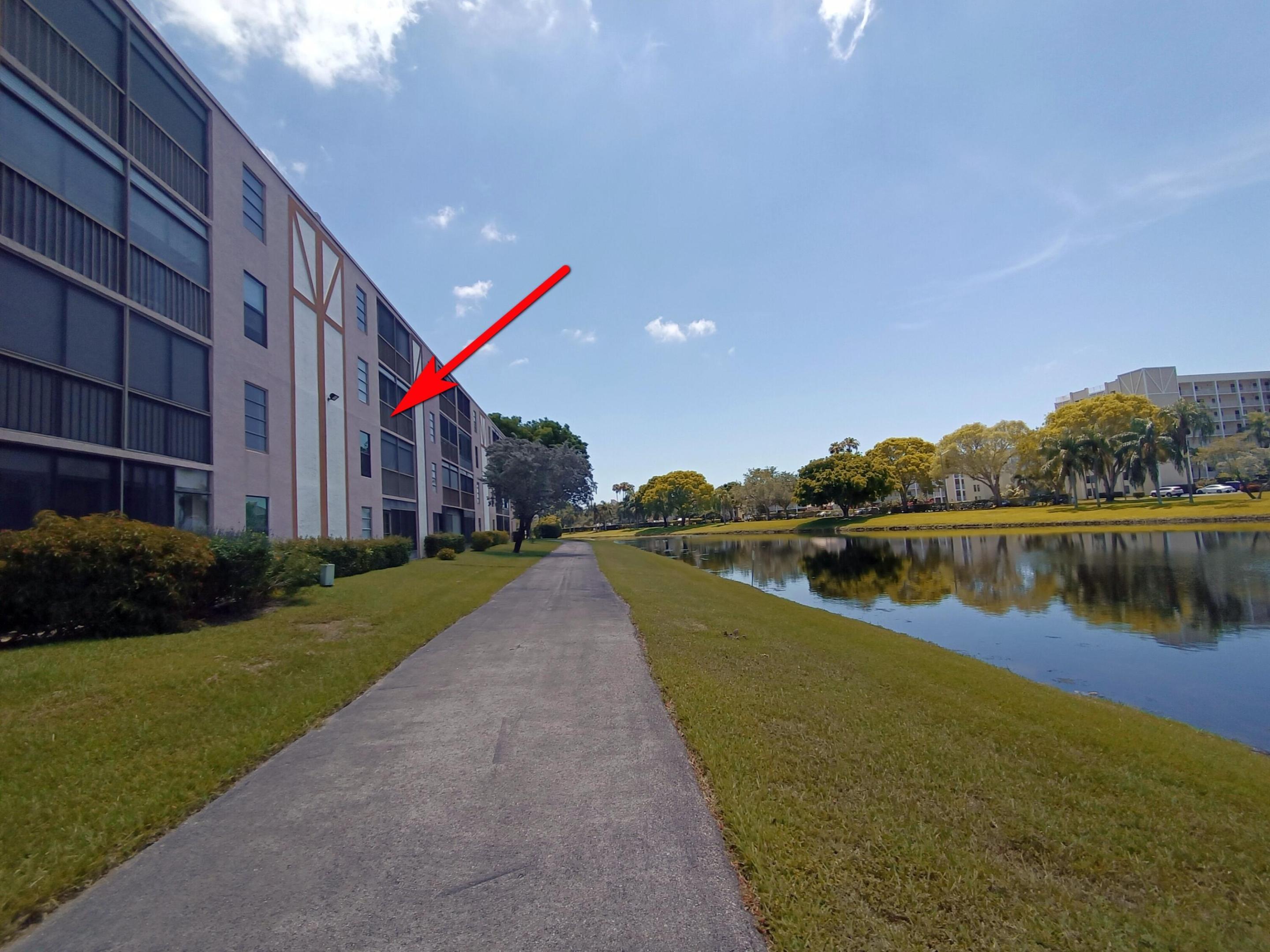 HUNTINGTON LAKES SEC FOUR CONDOS - Residential
