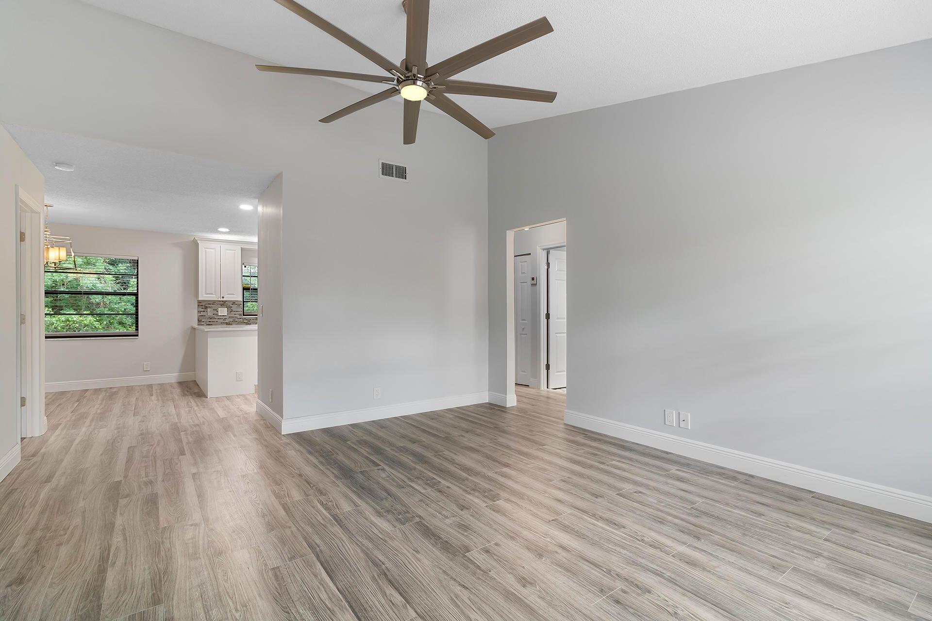 TRADEWINDS AT DOS LAGOS CONDO - Residential Lease