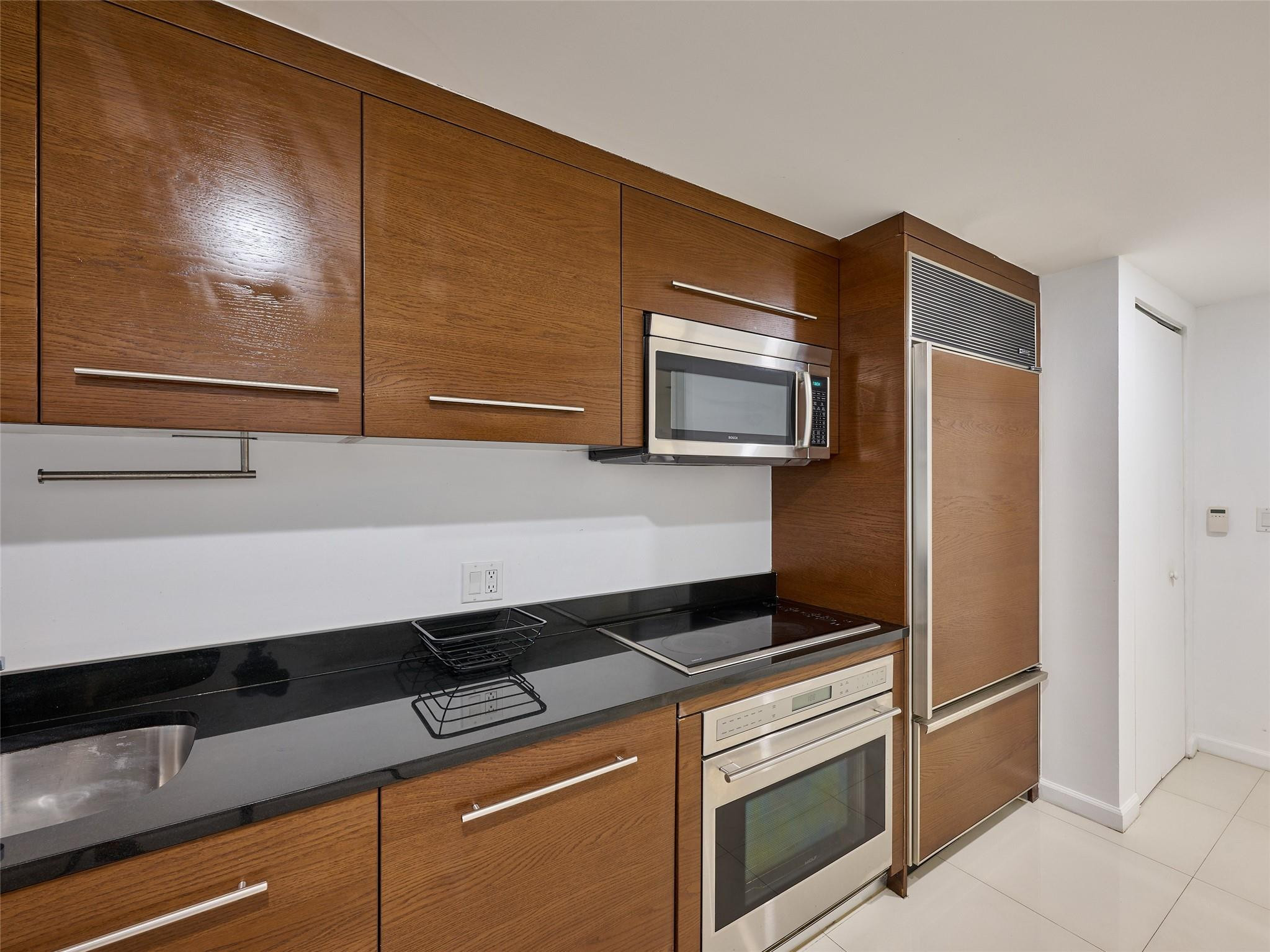 ICON BRICKELL NO TWO - Residential Lease