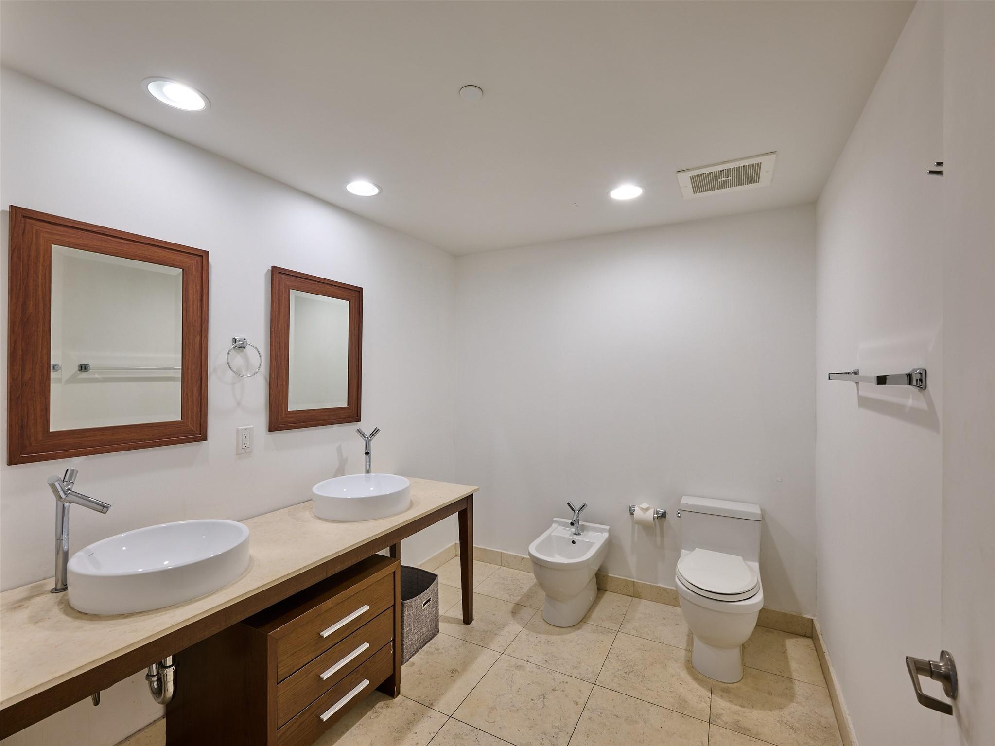 ICON BRICKELL NO TWO - Residential Lease