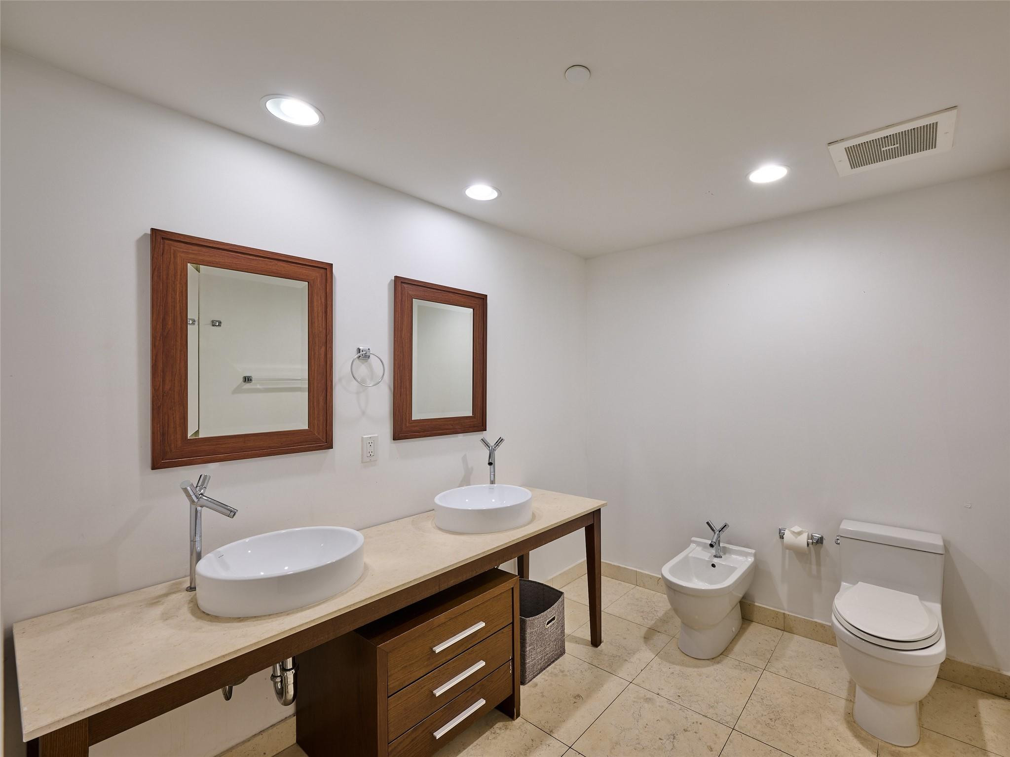 ICON BRICKELL NO TWO - Residential Lease