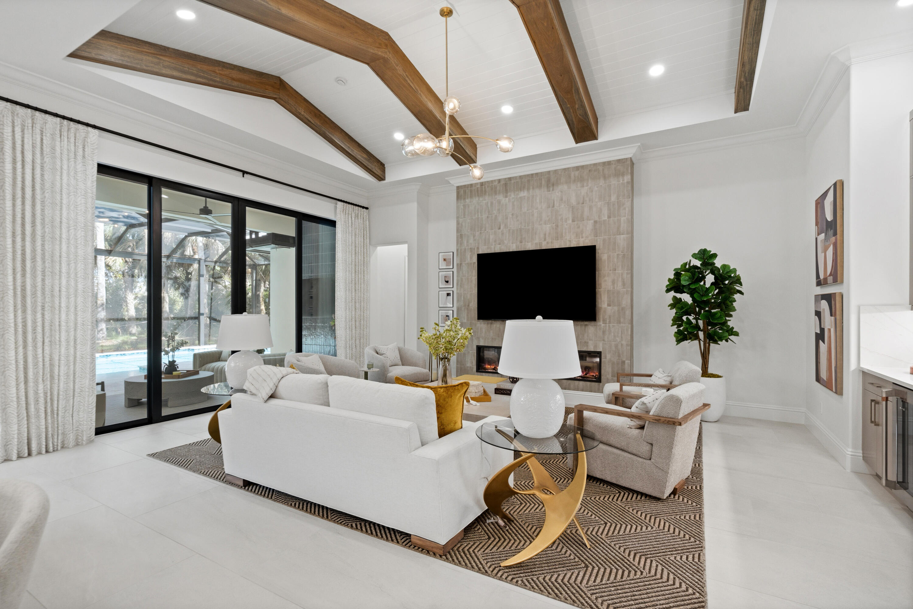 SEAGLASS P. D. - Residential