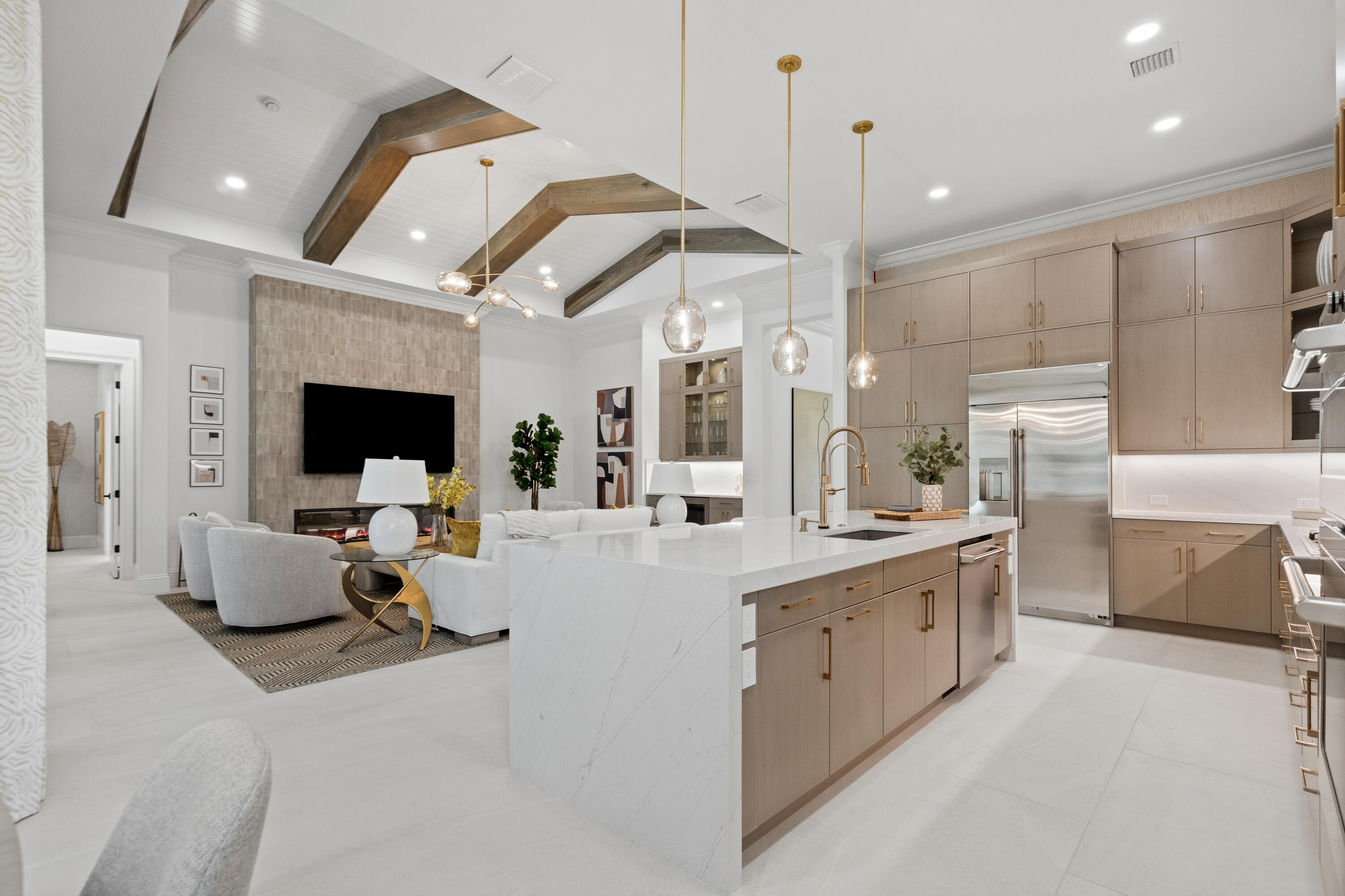 SEAGLASS P. D. - Residential